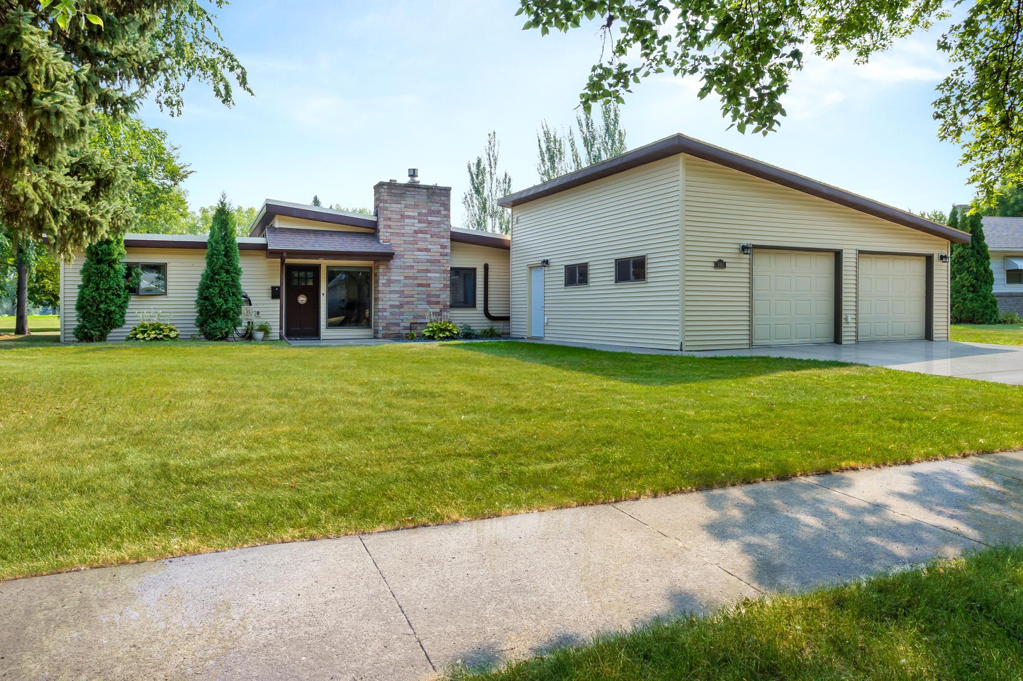 1st image of 844 2nd St N, Wahpeton, ND 58075 | MLS# 7119246