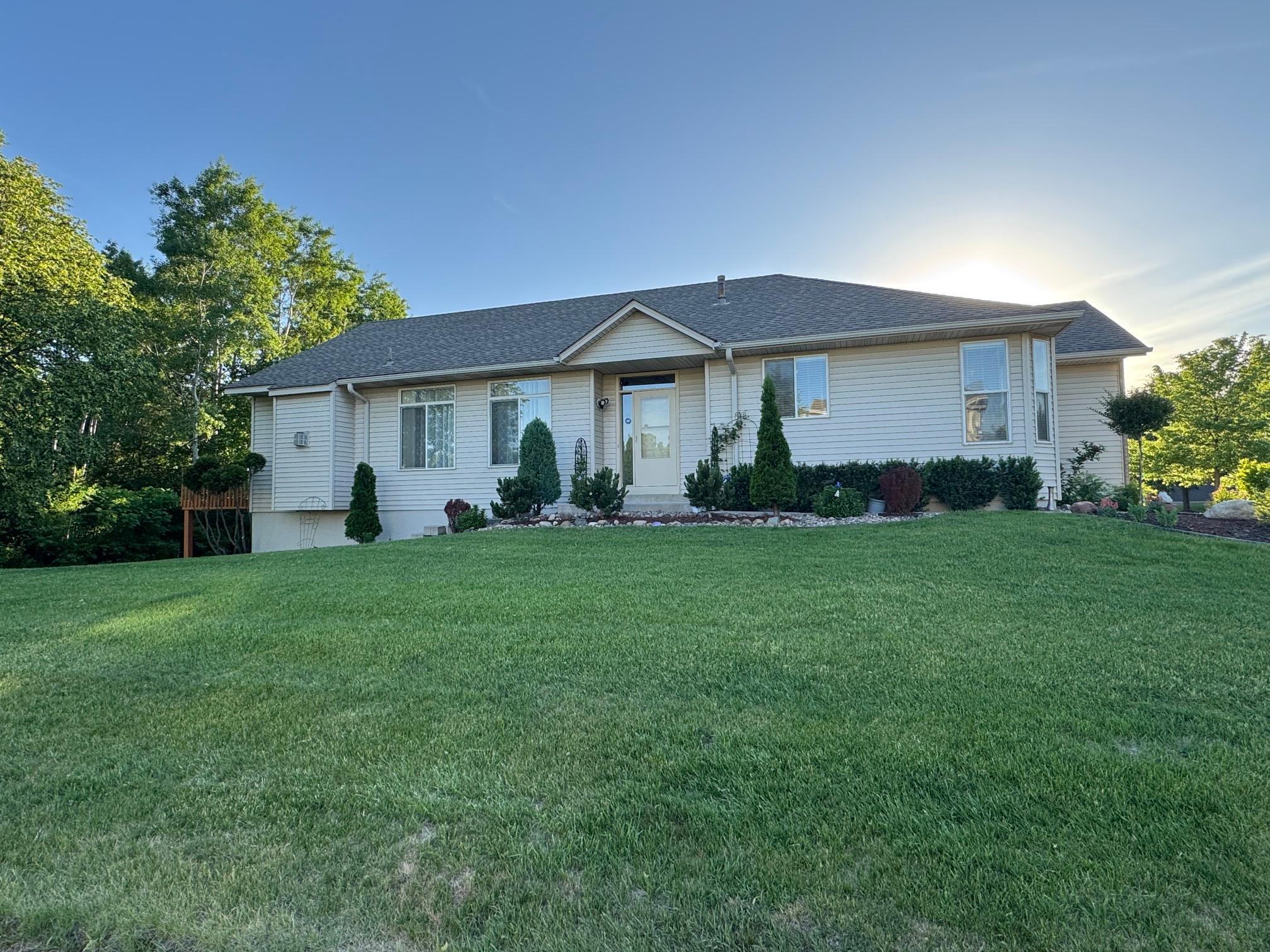 2nd image of 474 Bluebird Ln, Saint Paul, MN 55125 | MLS# 7119286