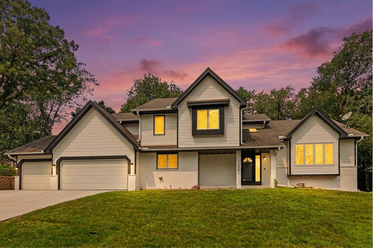 1st image of 13629 Glasgow Ln, Saint Paul, MN 55124 | MLS# 7119291