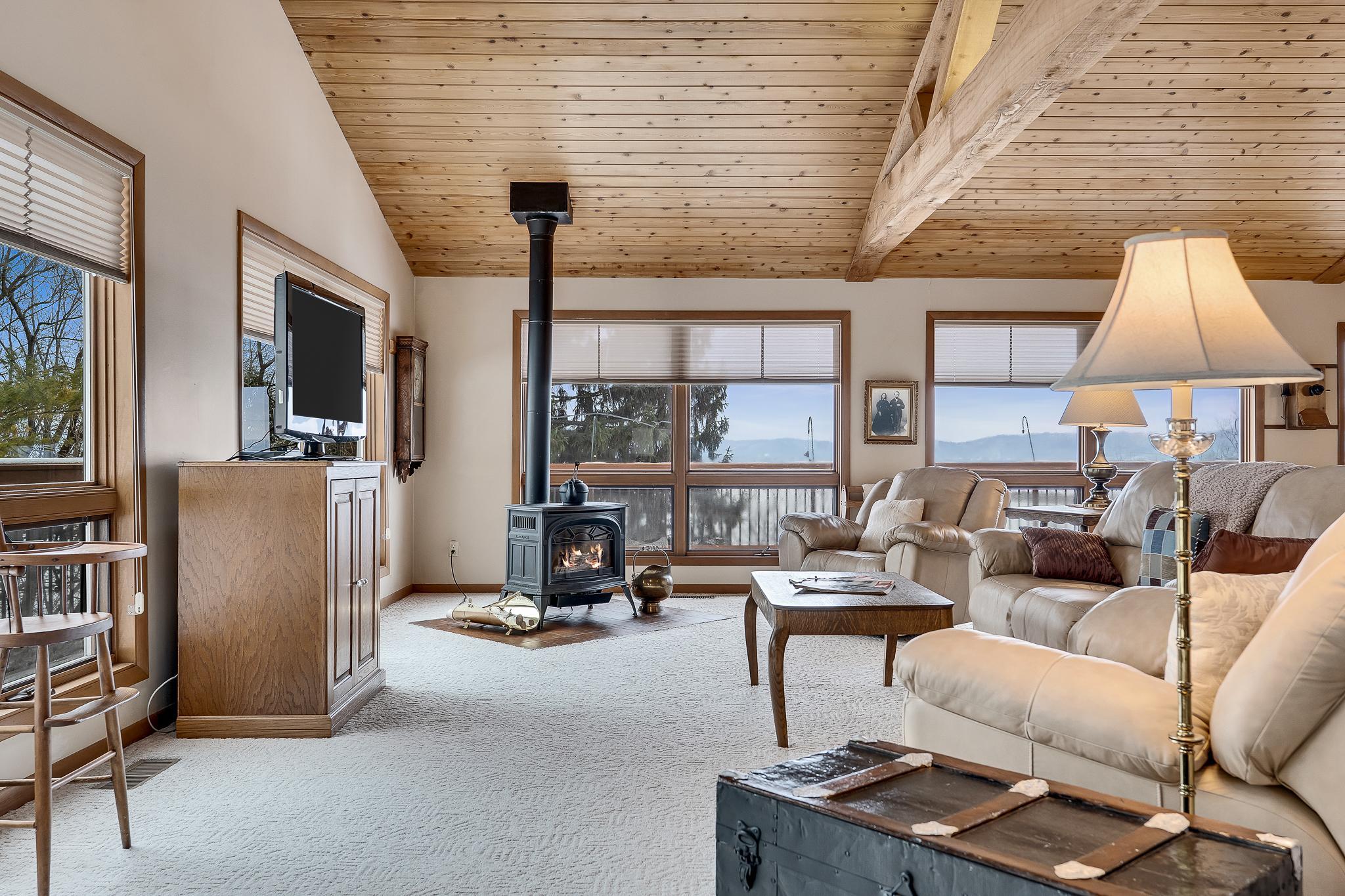 3rd image of 13004 State 26, Brownsville, MN 55919 | MLS# 7119309