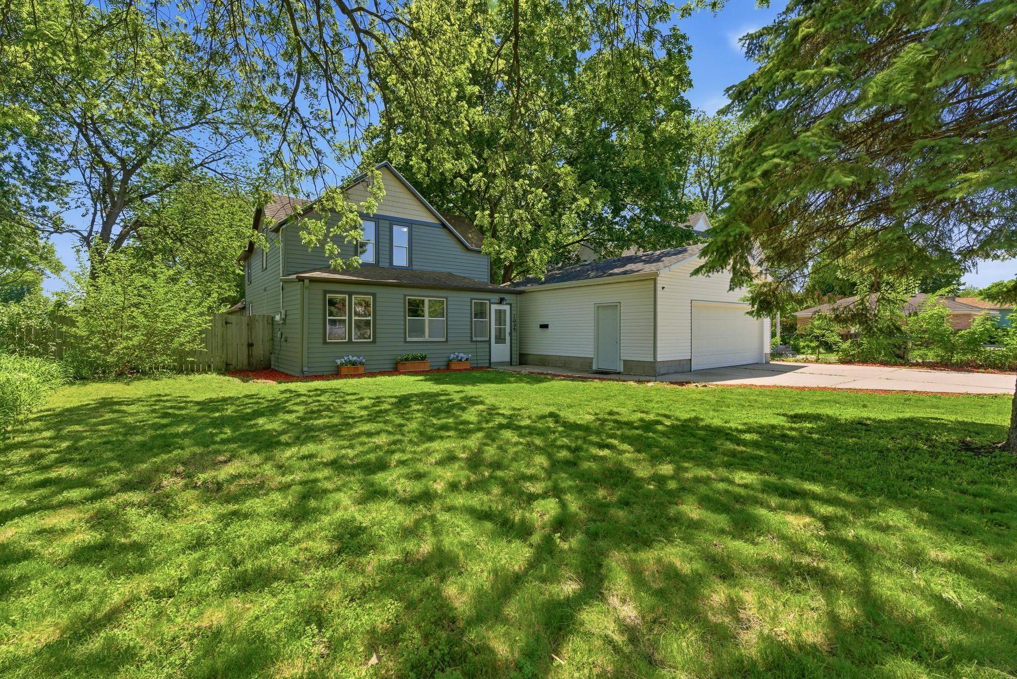 35th image of 1035 E Main St, Mankato, MN 56001 | MLS# 7119316