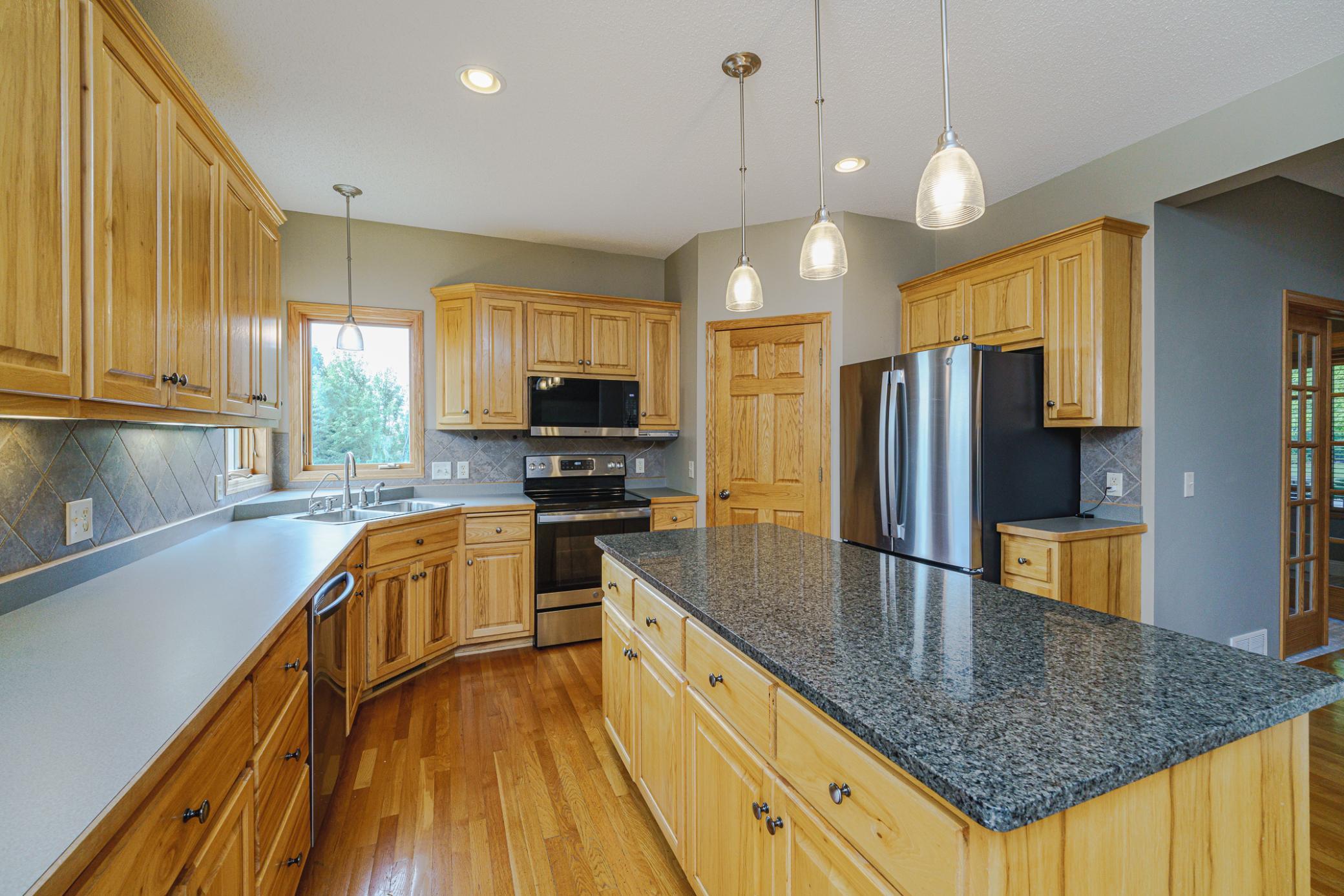 3rd image of 15353 Eagles Rdg Nw, Prior Lake, MN 55372 | MLS# 7119334