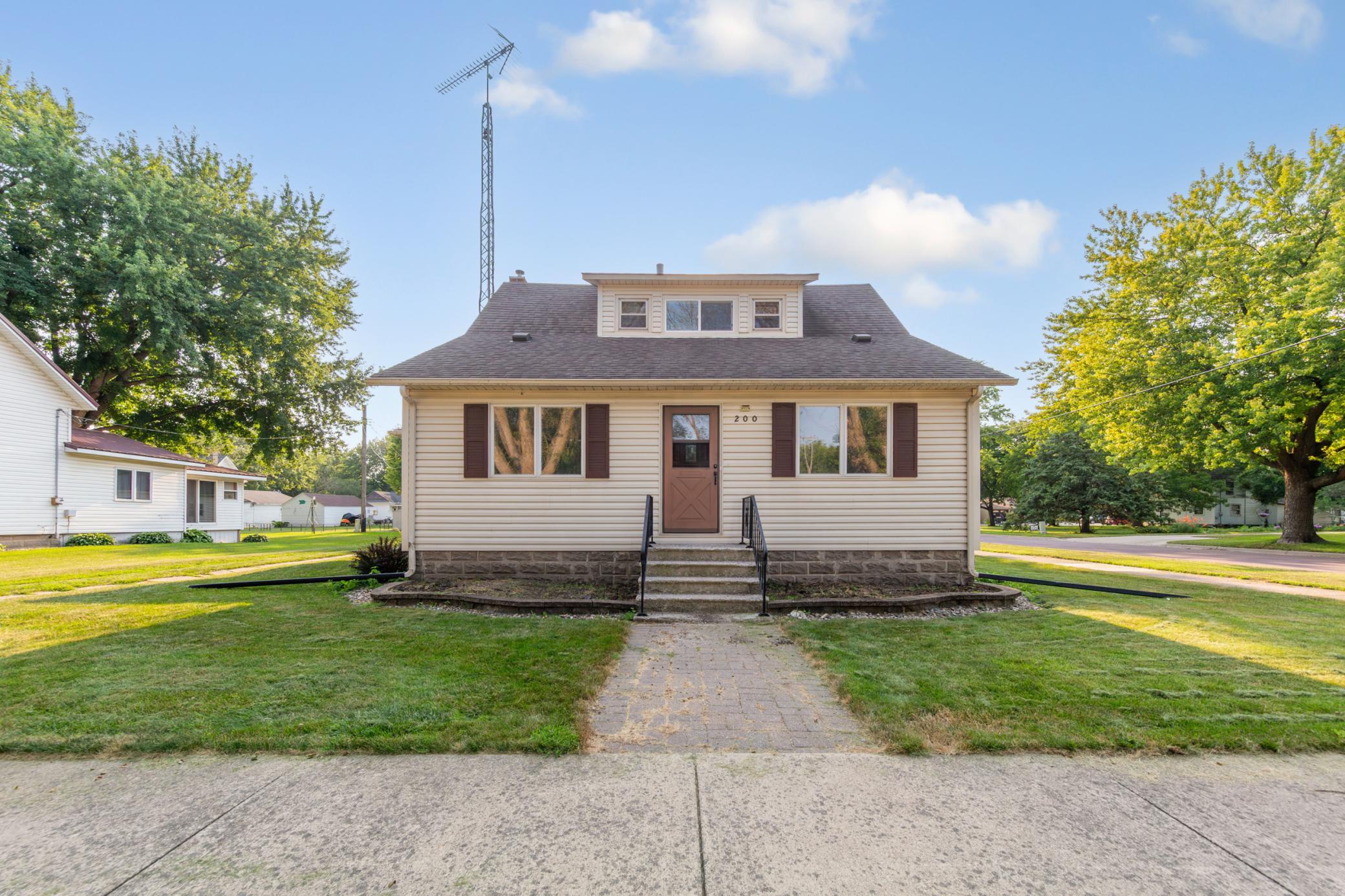 1st image of 200 First Ave Se, Mapleton, MN 56065 | MLS# 7119337