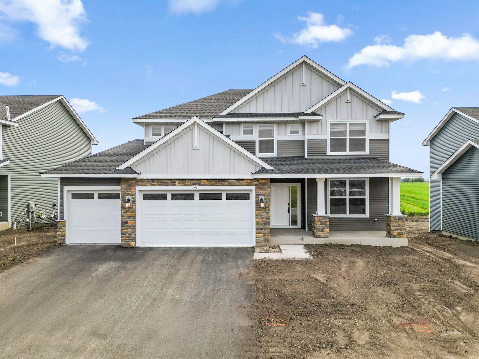 1st image of 1919 Ravine Rd, Carver, MN 55315 | MLS# 7119352