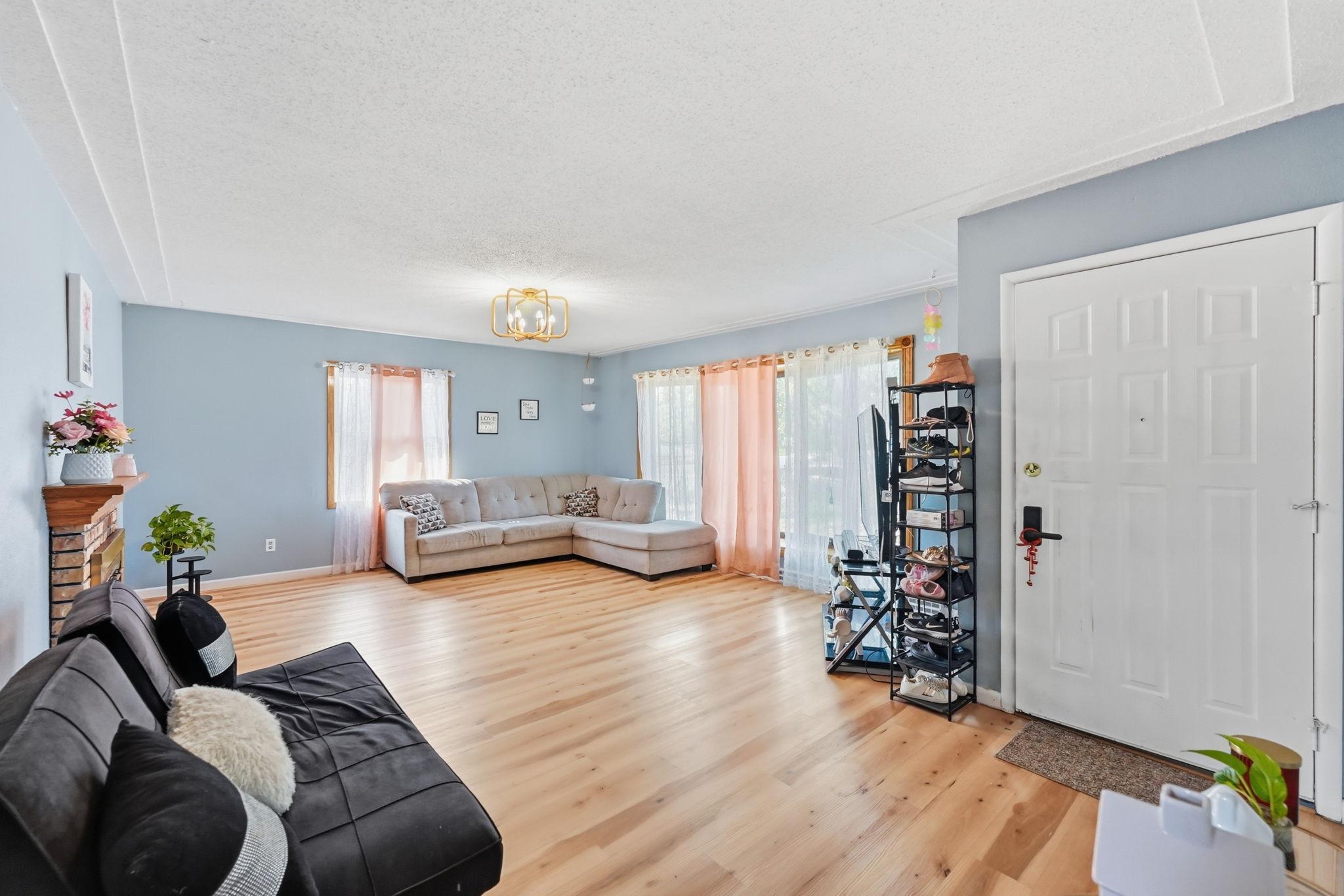 4th image of 1204 Whitney Dr, Saint Cloud, MN 56303 | MLS# 7119357