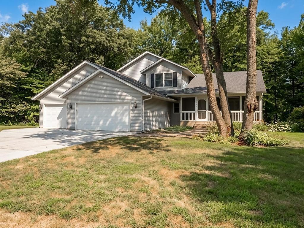 1st image of 20332 Austin St Ne, Cedar, MN 55011 | MLS# 7119384