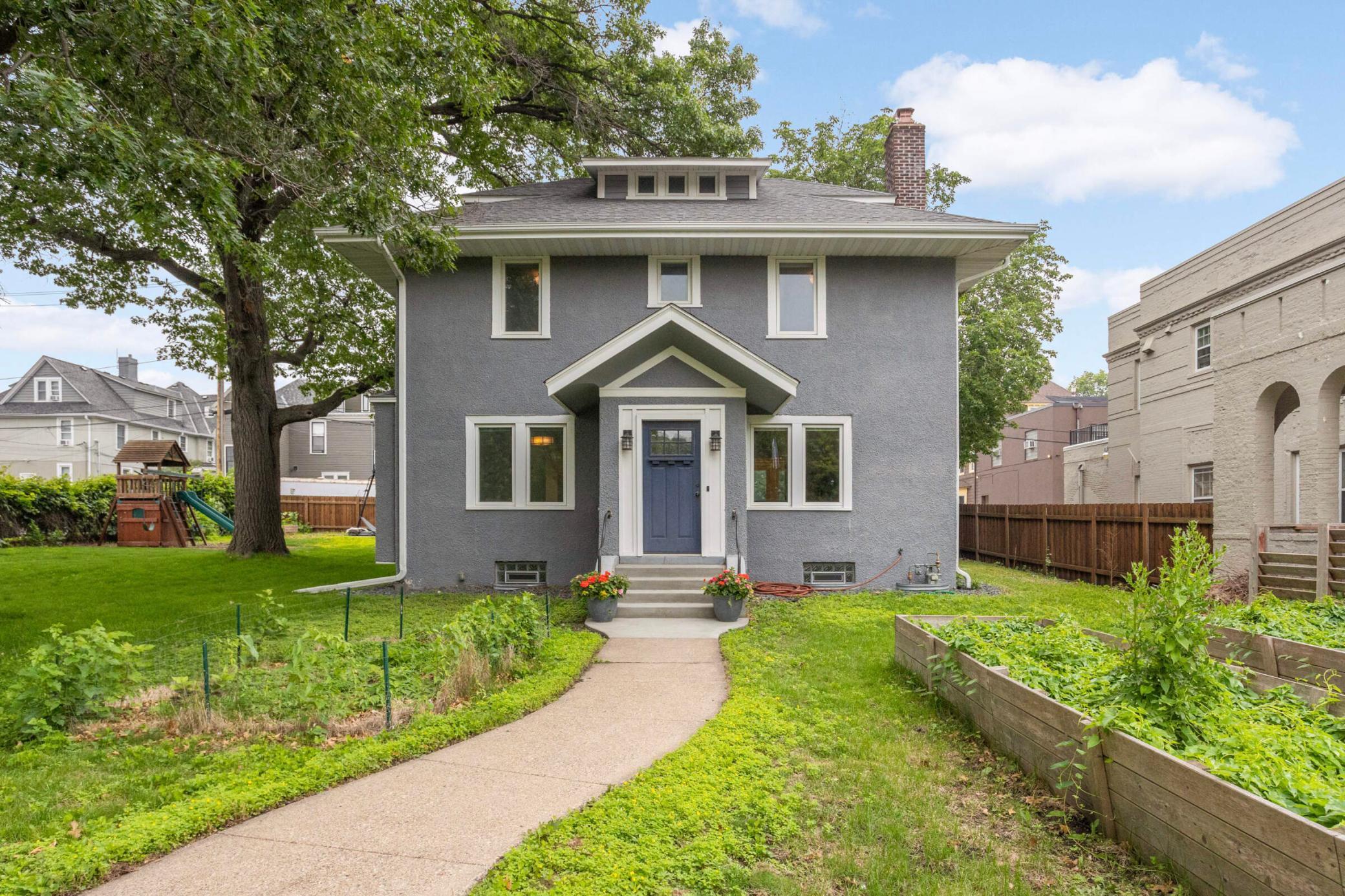 1st image of 2213 Nicollet Ave, Minneapolis, MN 55404 | MLS# 7119385