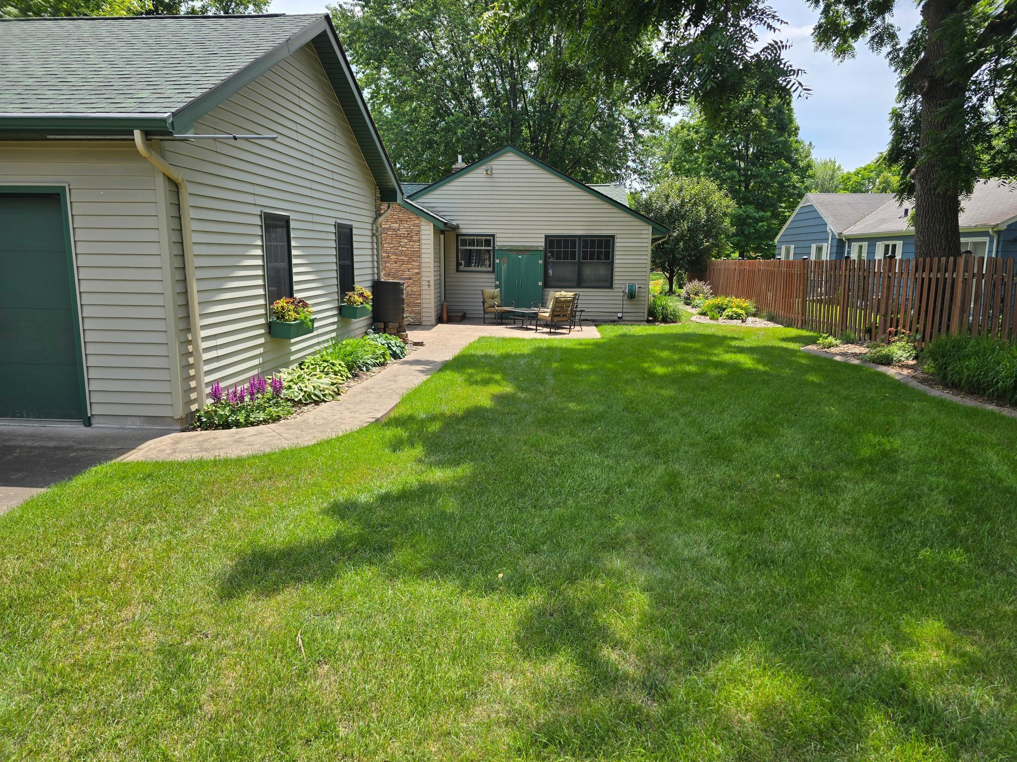 5th image of 493 Wheelock Pkwy W, Saint Paul, MN 55117 | MLS# 7119409