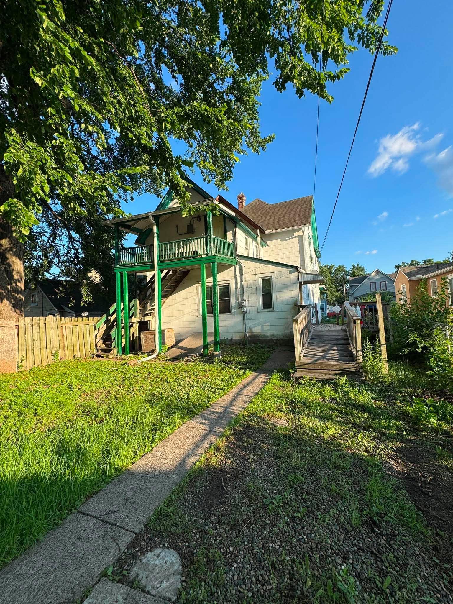 16th image of 861 Cook Ave E, Saint Paul, MN 55106 | MLS# 7119442