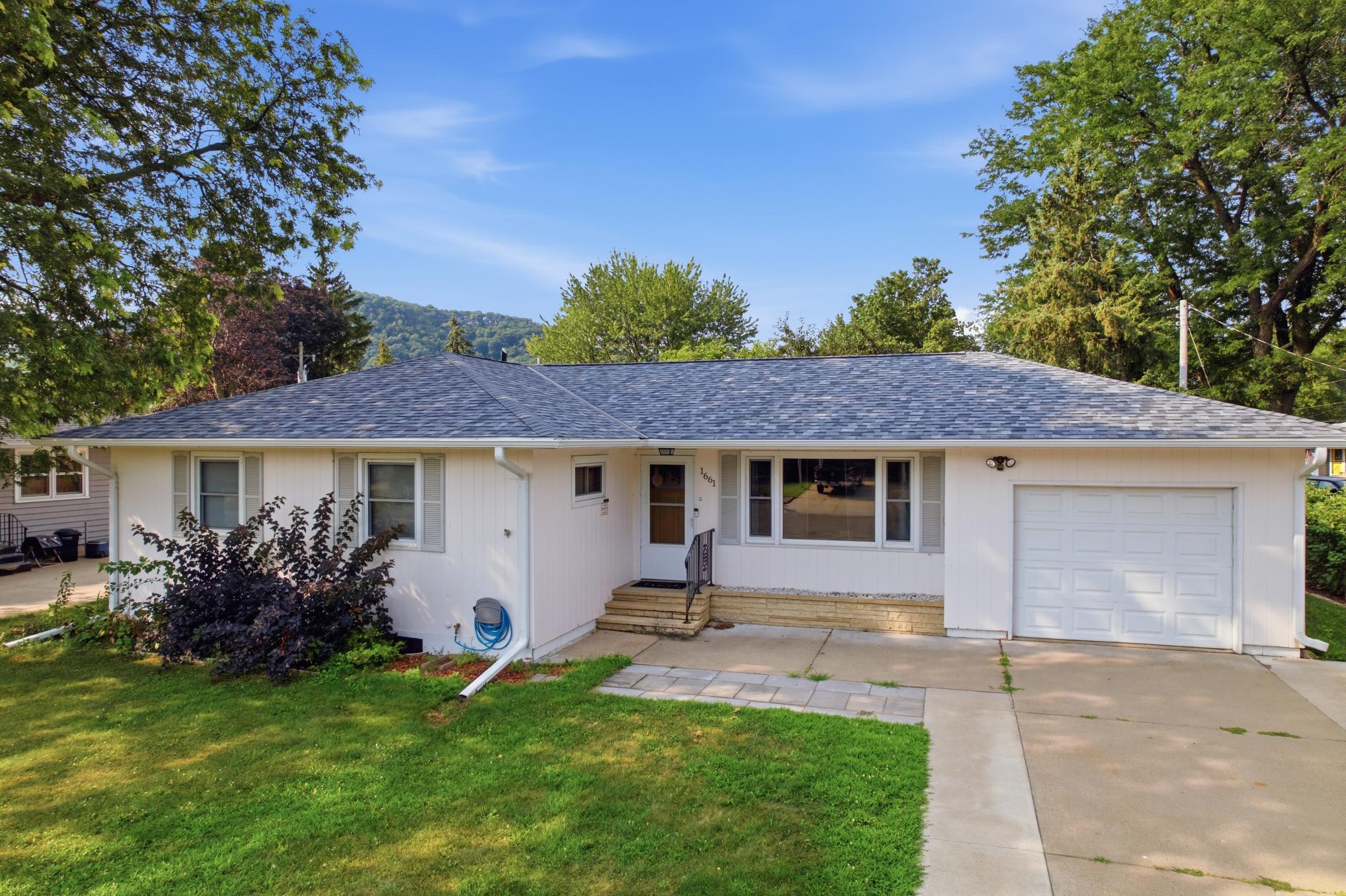 1st image of 1661 W 6th St, Winona, MN 55987 | MLS# 7119443