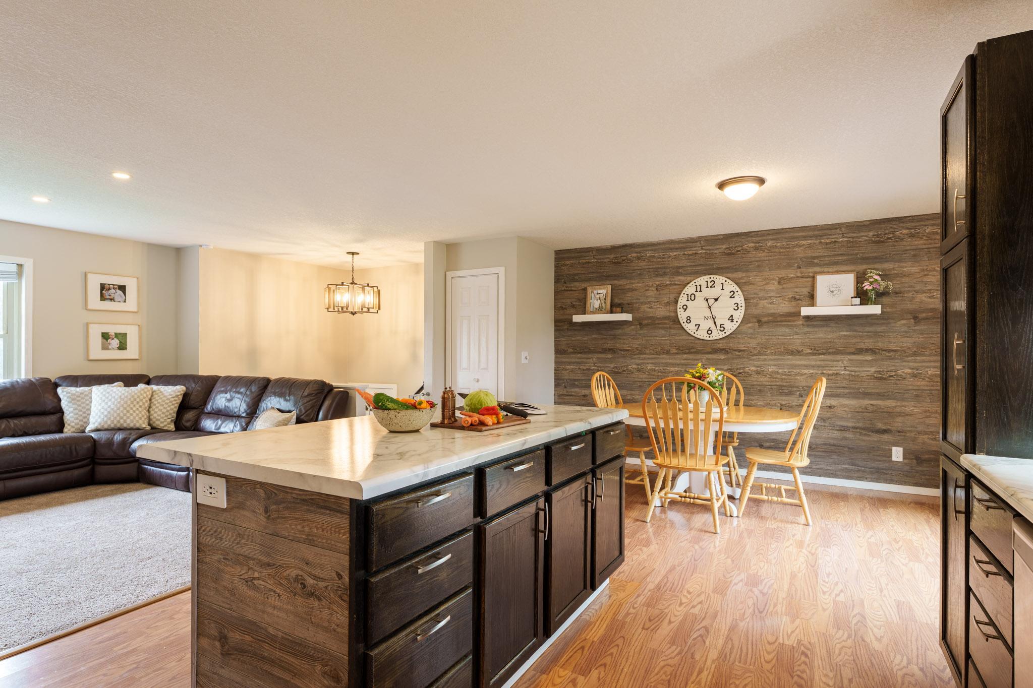 2nd image of 1526 15th St W, Hastings, MN 55033 | MLS# 7119460