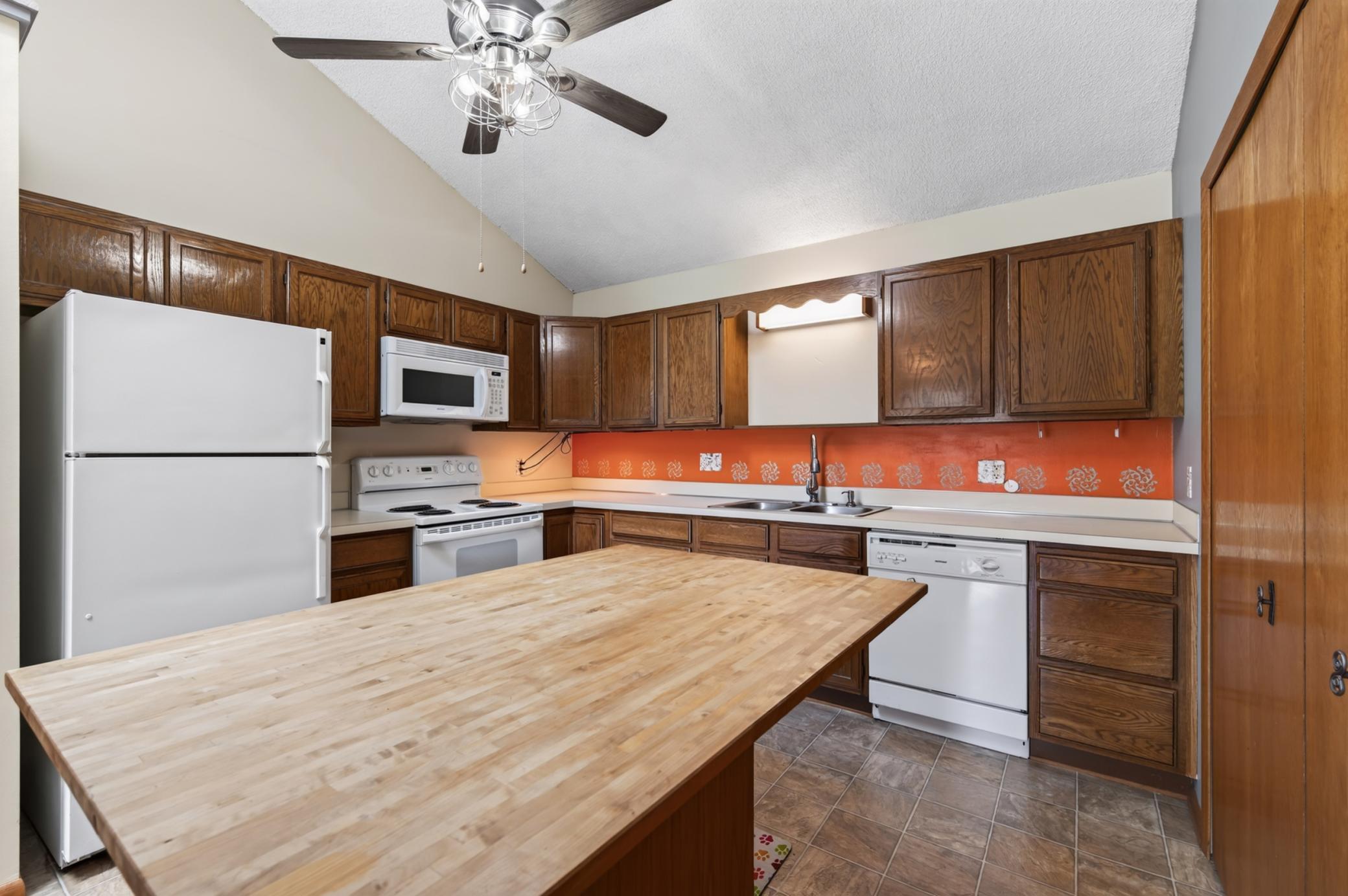1st image of 3276 Greenbrier St #3276C, Saint Paul, MN 55127 | MLS# 7119486