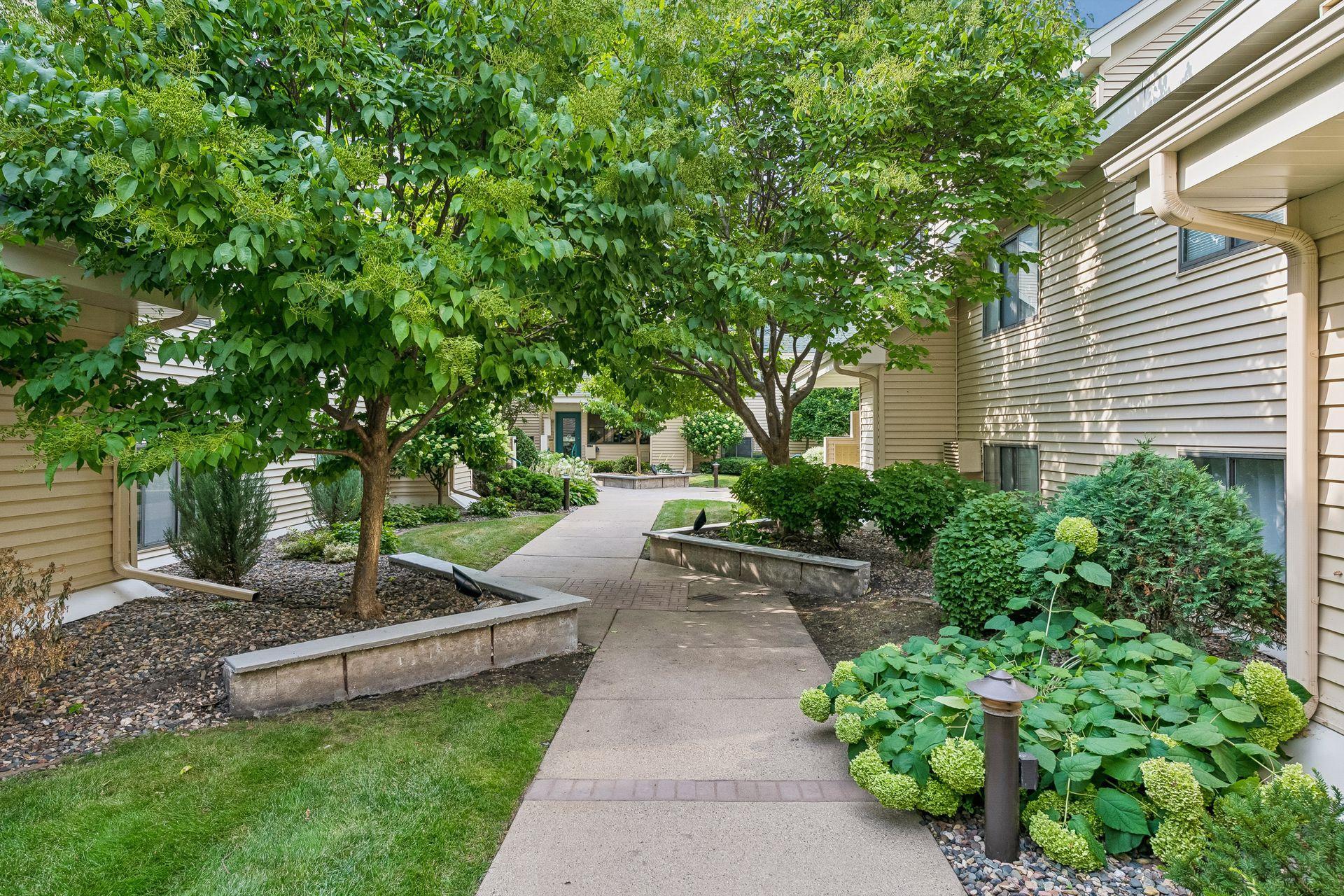 2nd image of 7605 Edinborough Wy #6119, Minneapolis, MN 55435 | MLS# 7119493
