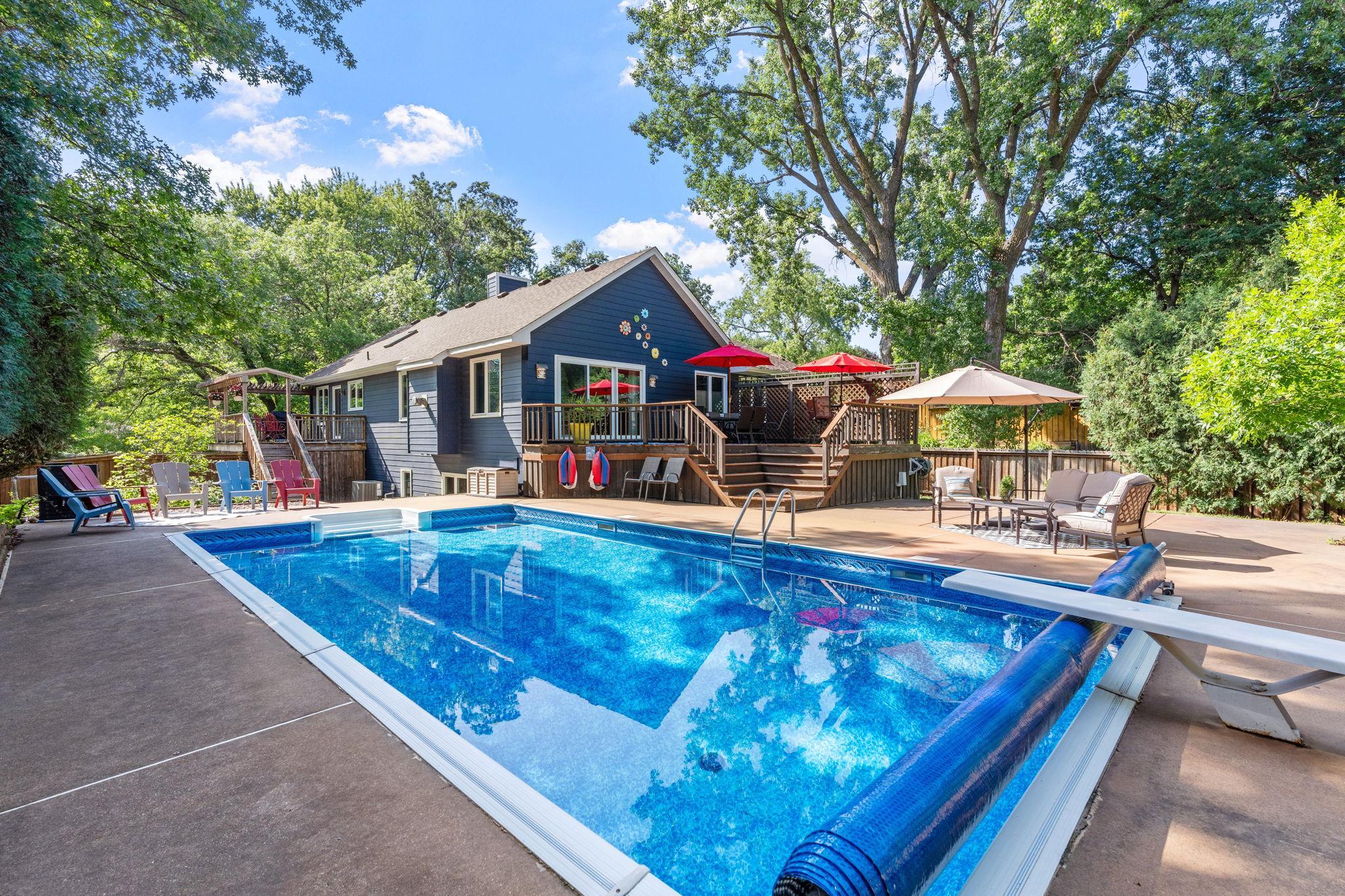 Photo 2 of Sale Pending at 13705 Country Pl, Burnsville, MN 55337 | MLS# 7119525 | Listing updated on 2026-09-04