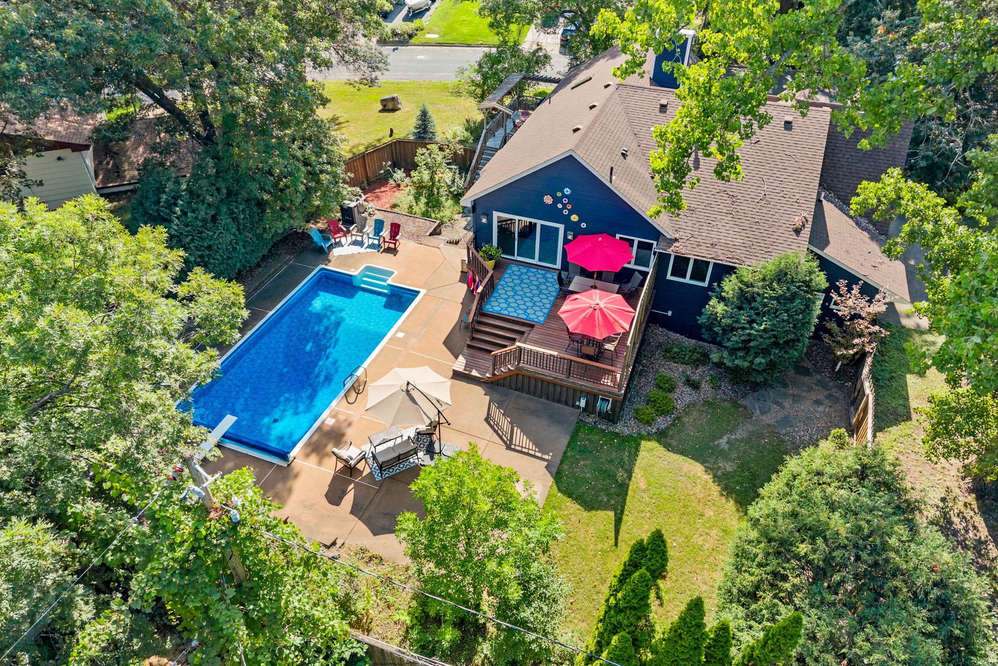 Photo 1 of Sale Pending at 13705 Country Pl, Burnsville, MN 55337 | MLS# 7119525 | Listing updated on 2026-09-04