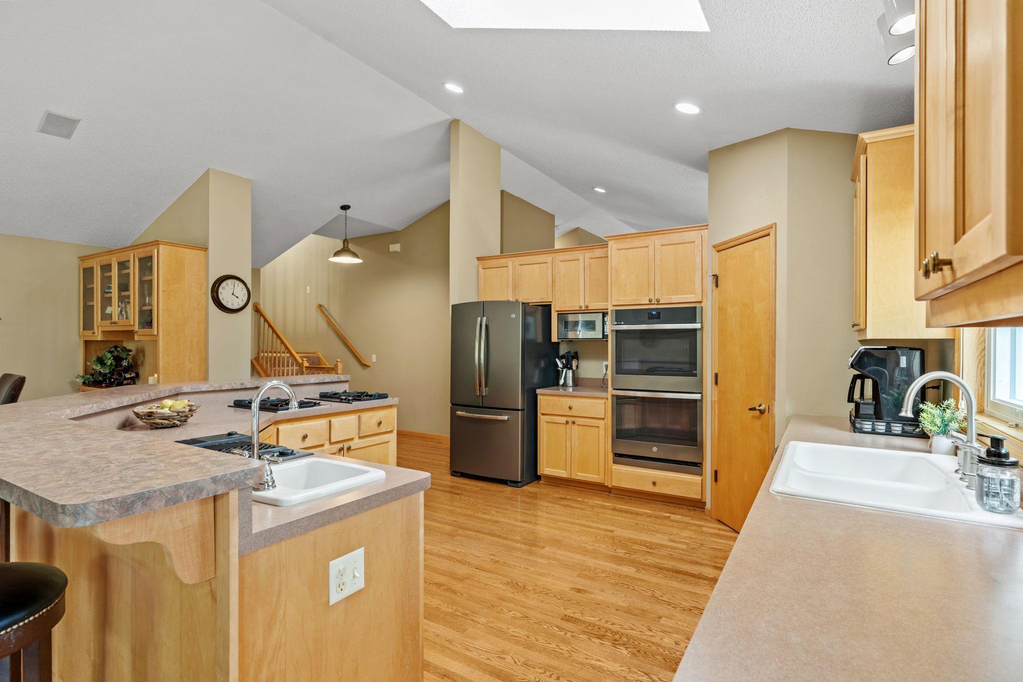 Photo 4 of Sale Pending at 13705 Country Pl, Burnsville, MN 55337 | MLS# 7119525 | Listing updated on 2026-09-04