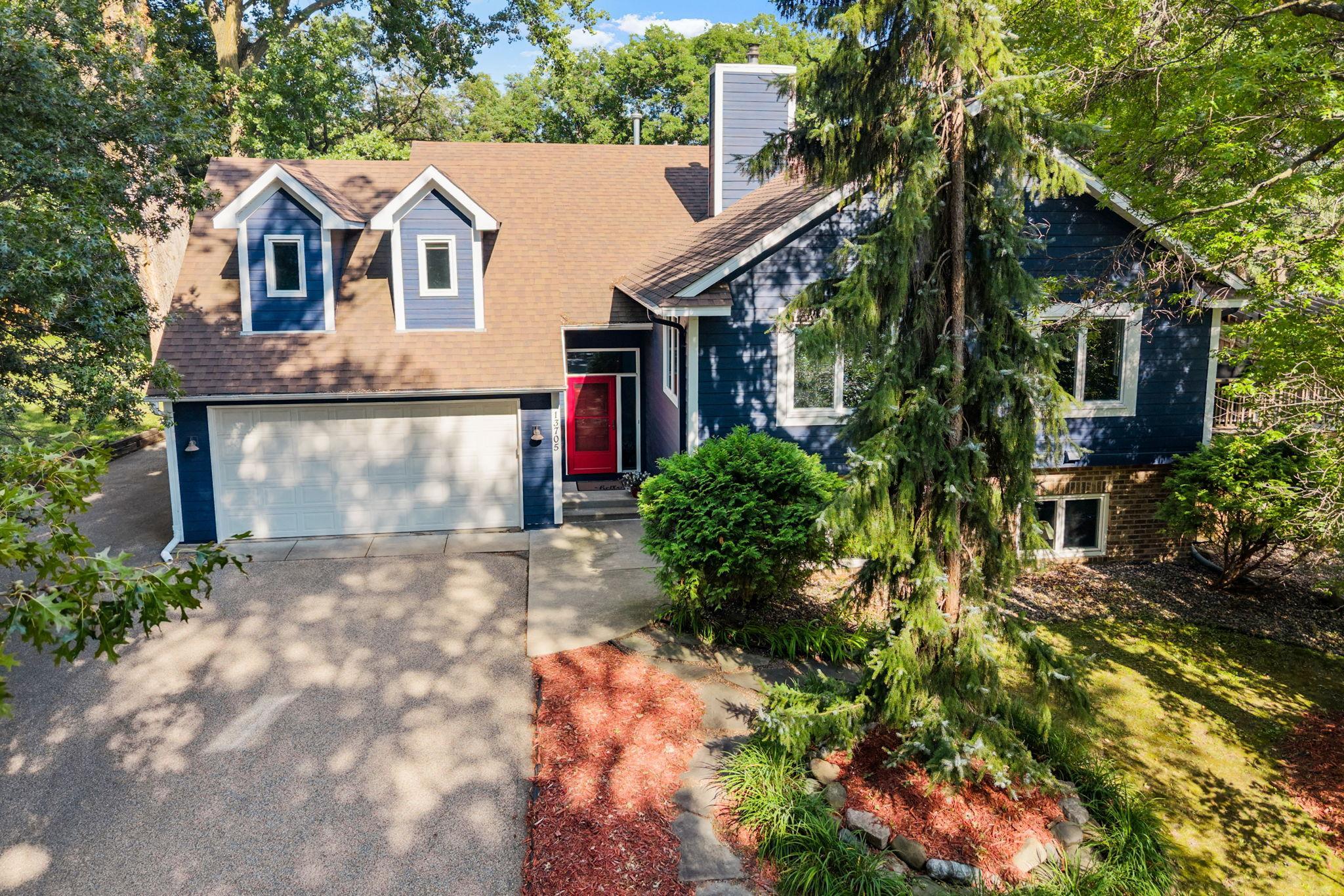 Photo 3 of Sale Pending at 13705 Country Pl, Burnsville, MN 55337 | MLS# 7119525 | Listing updated on 2026-09-04