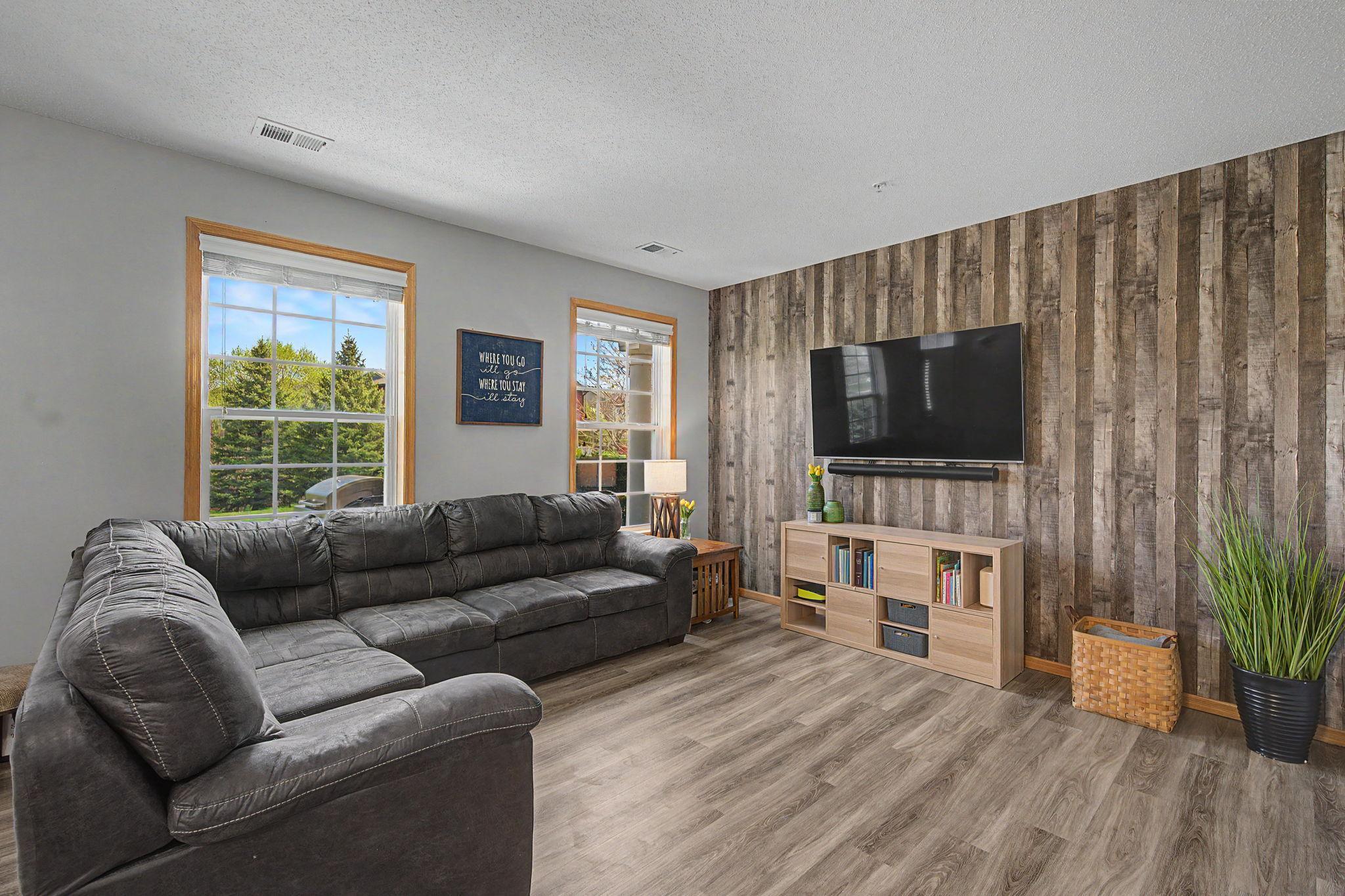 4th image of 7217 Jewel Ln N, Maple Grove, MN 55311