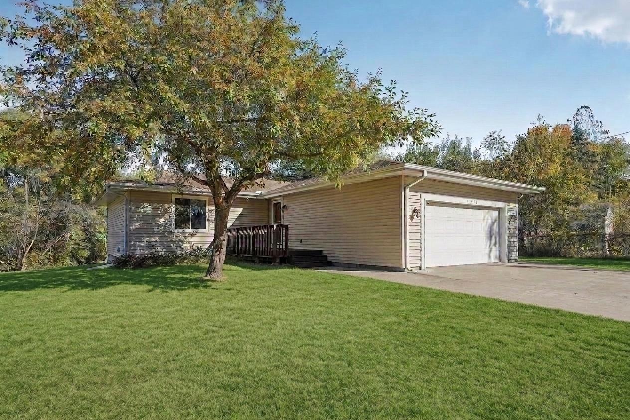 1st image of 17452 Hiawatha Beach Dr Ne, Andover, MN 55304 | MLS# 7119565