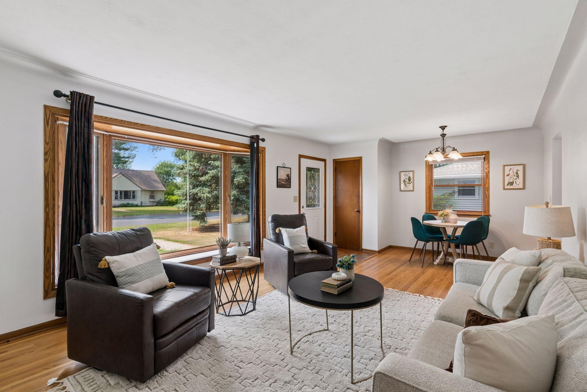 2nd image of 9235 Queen Ave S, Minneapolis, MN 55431 | MLS# 7119566