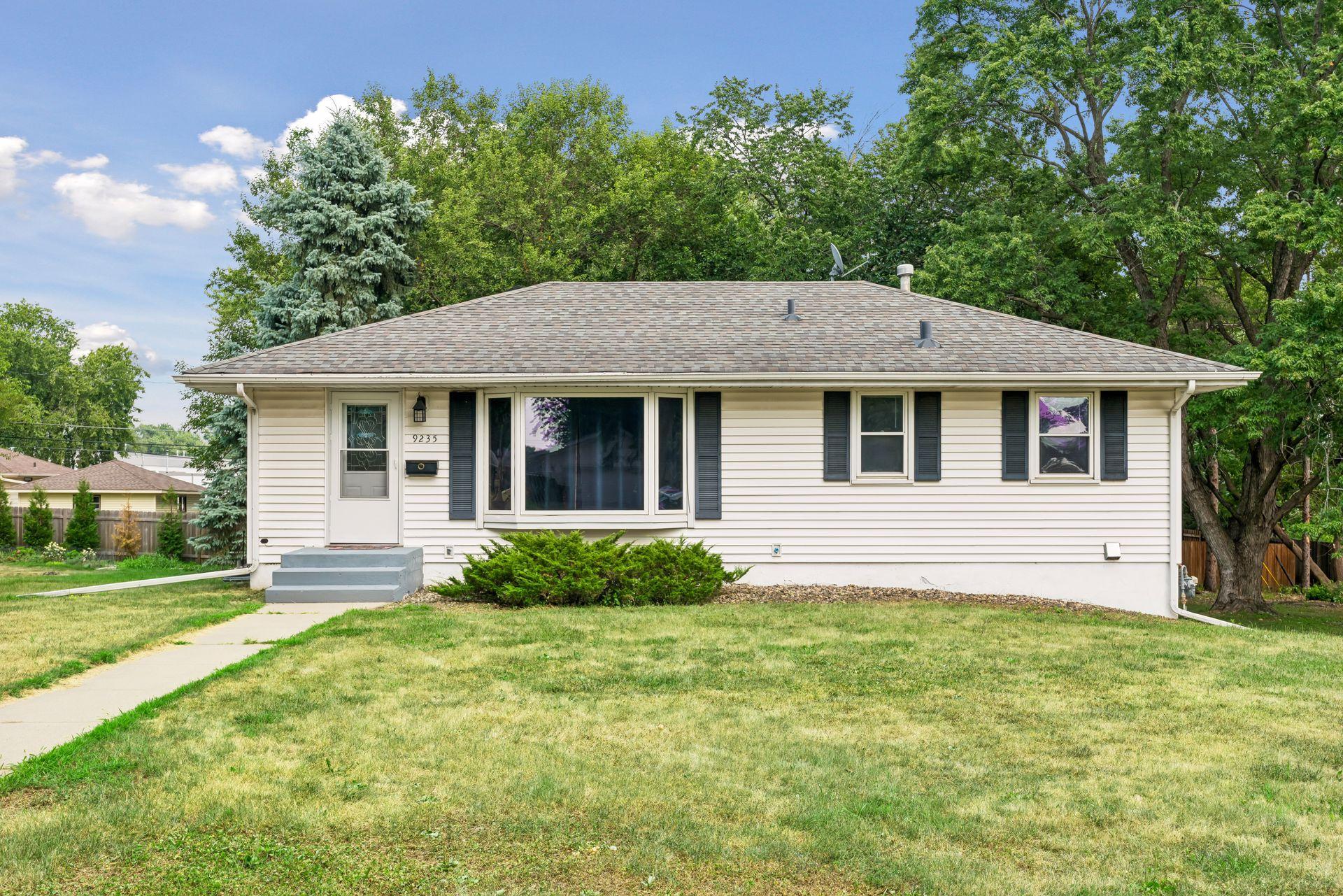 1st image of 9235 Queen Ave S, Minneapolis, MN 55431 | MLS# 7119566