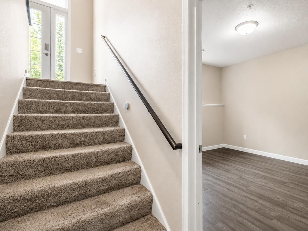 3rd image of 3049 Bluestem Trl, Mankato, MN 56001 | MLS# 7119569