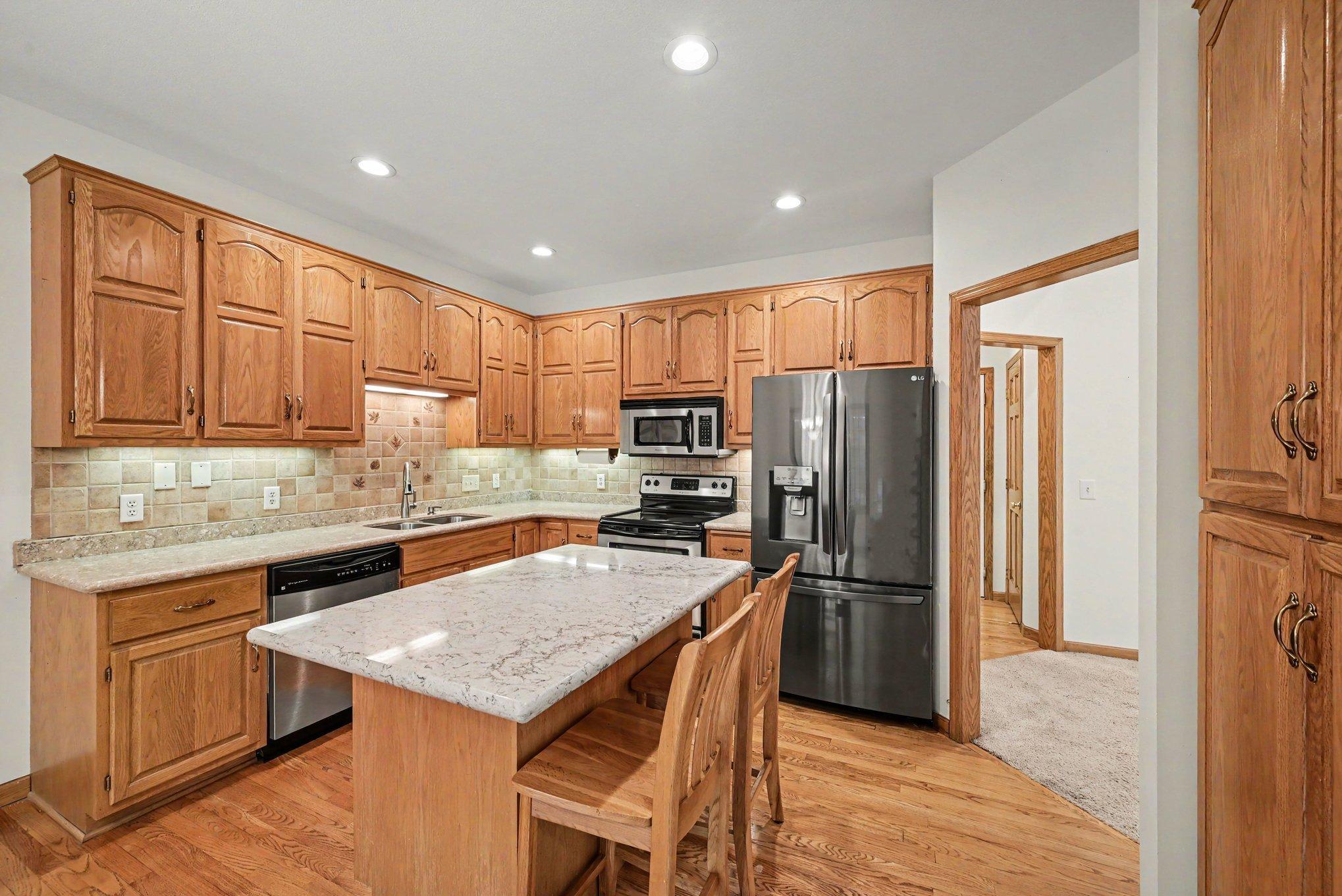 3rd image of 12999 Garvin Brook Ln, Saint Paul, MN 55124 | MLS# 7119580