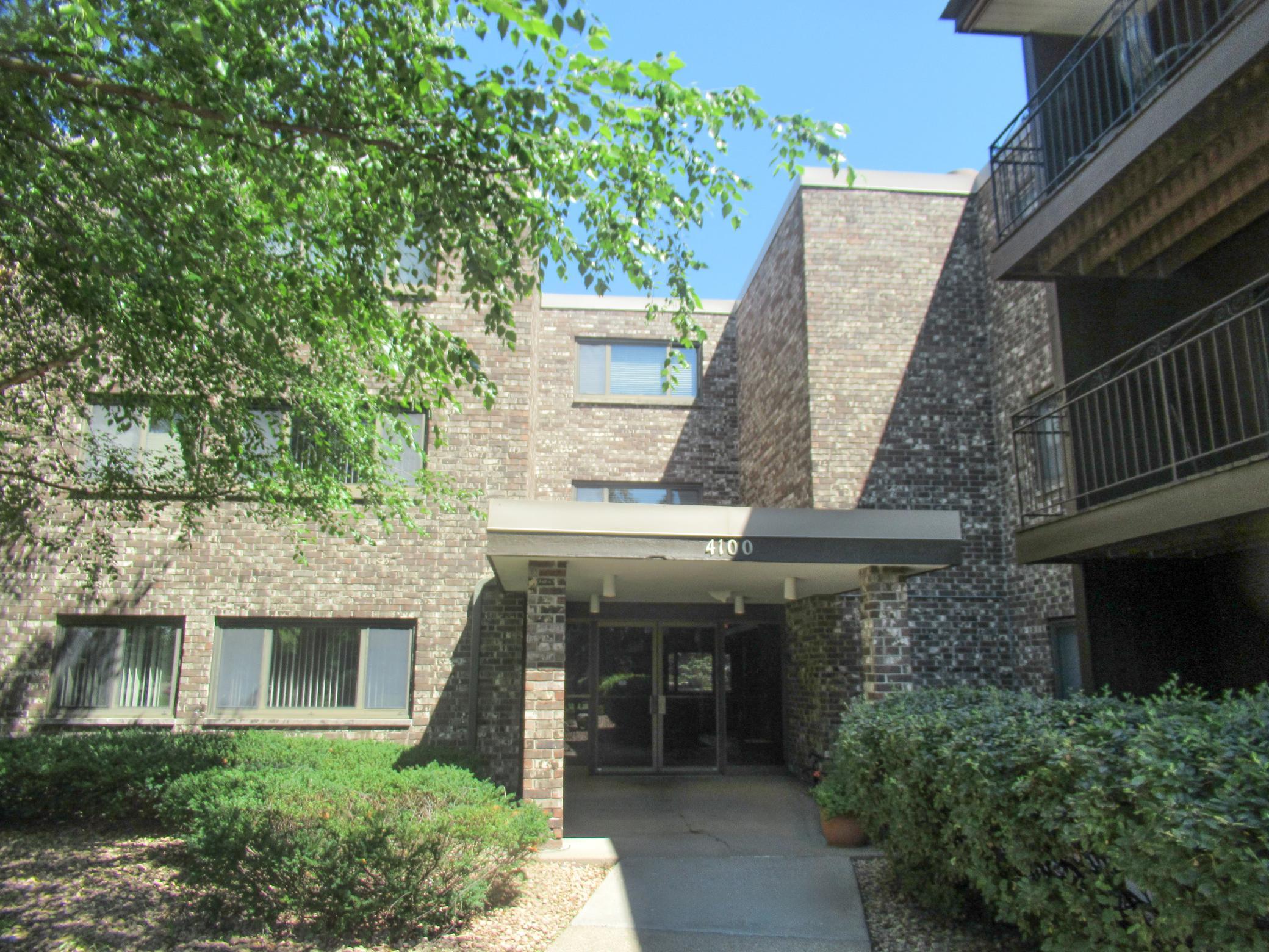 1st image of 4100 Parklawn Ave #218, Minneapolis, MN 55435 | MLS# 7119605