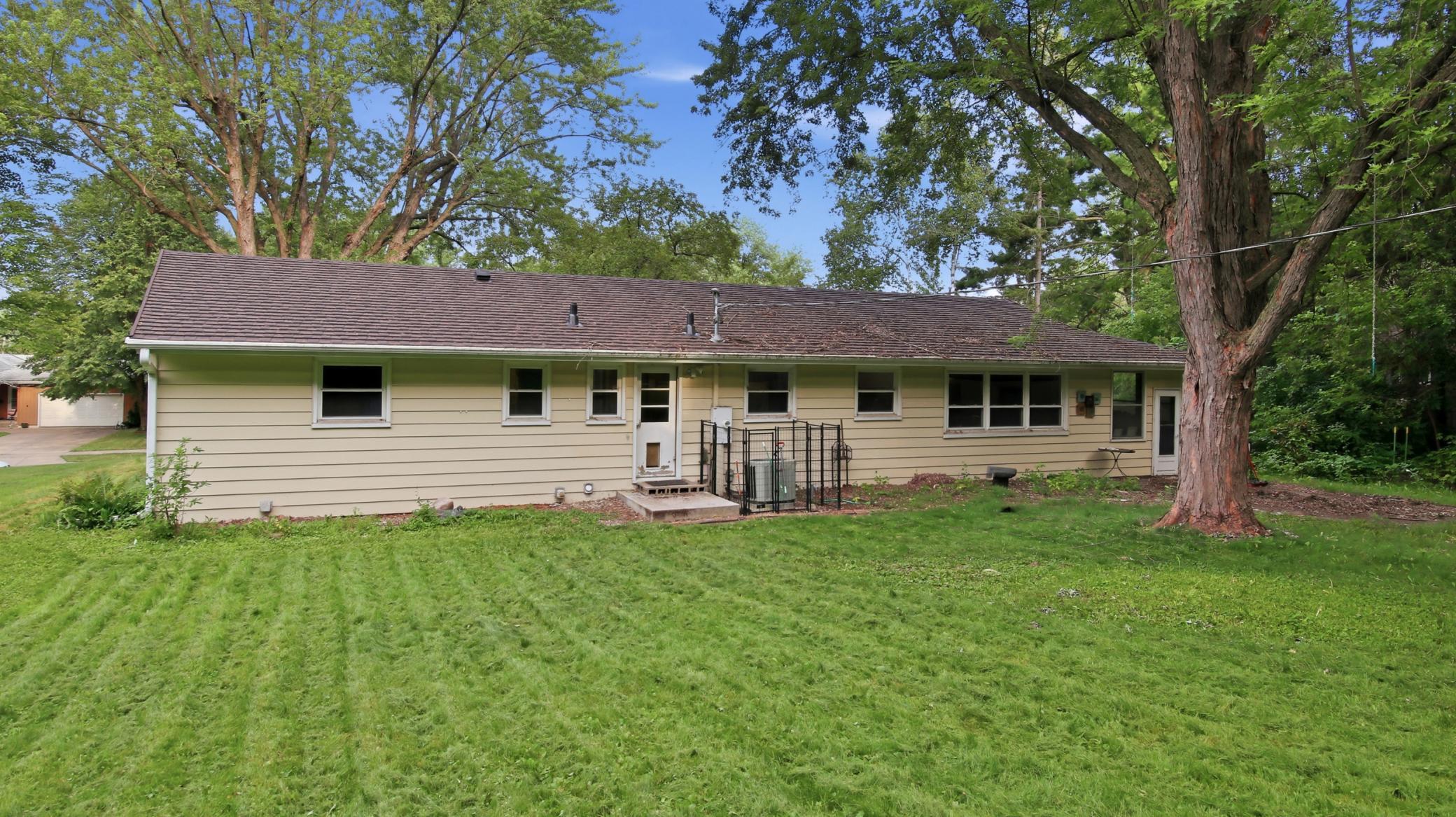 3rd image of 2322 16Th St, Eau Claire, WI 54703 | MLS# 7119628