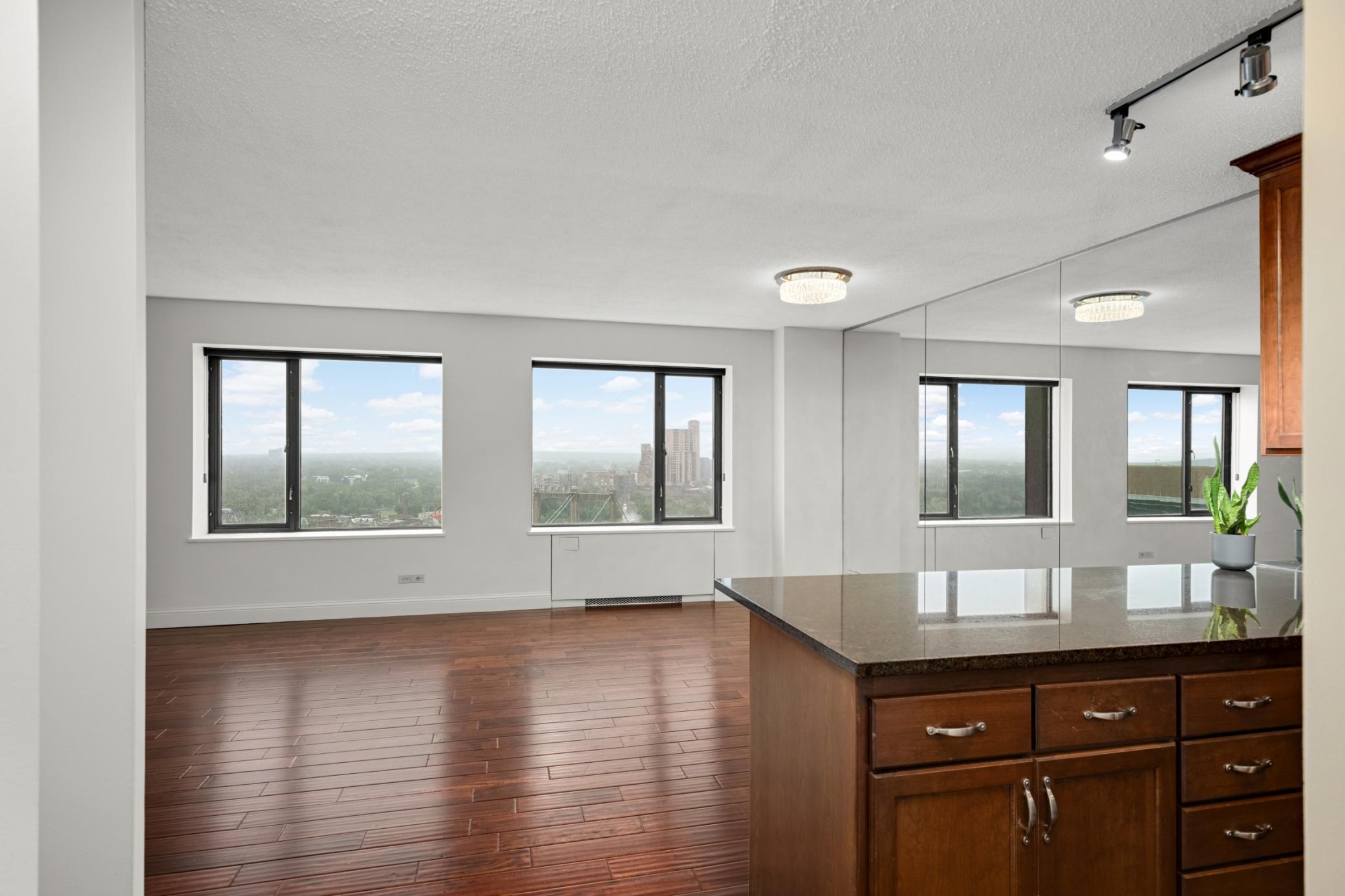 2nd image of 19 S 1st St #B1904, Minneapolis, MN 55401 | MLS# 7119651