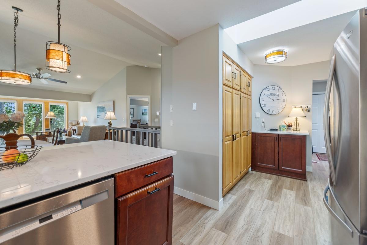 3rd image of 5501 Auto Club Rd, Minneapolis, MN 55437 | MLS# 7119694