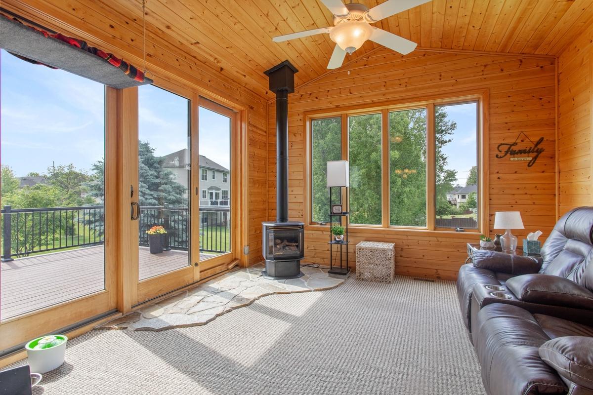 3rd image of 5721 103Rd Ave N, Brooklyn Park, MN 55443 | MLS# 7119733