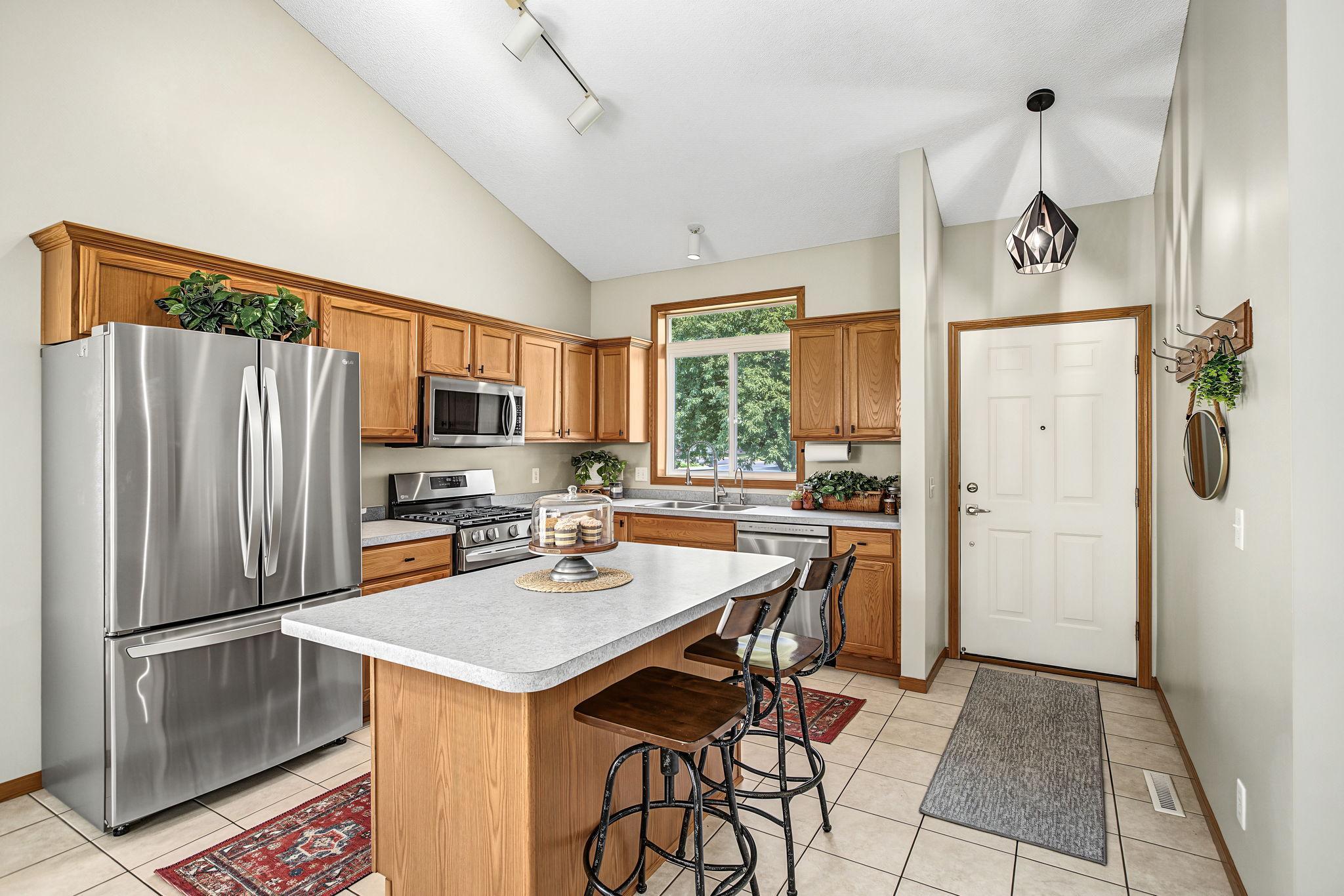 2nd image of 2218 Downing Ave, Shakopee, MN 55379 | MLS# 7119794