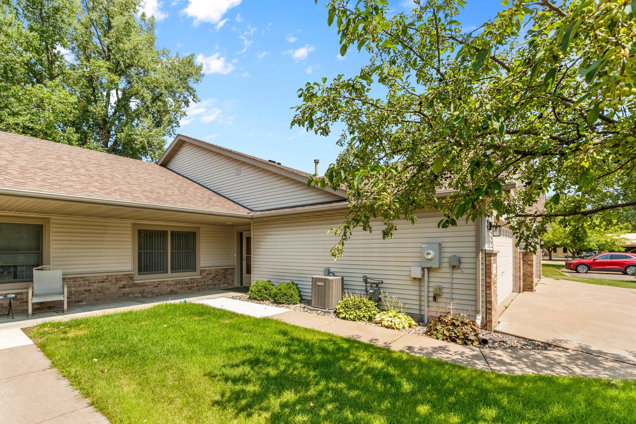 2nd image of 10968 Kirby Blvd, Chisago City, MN 55013 | MLS# 7119825