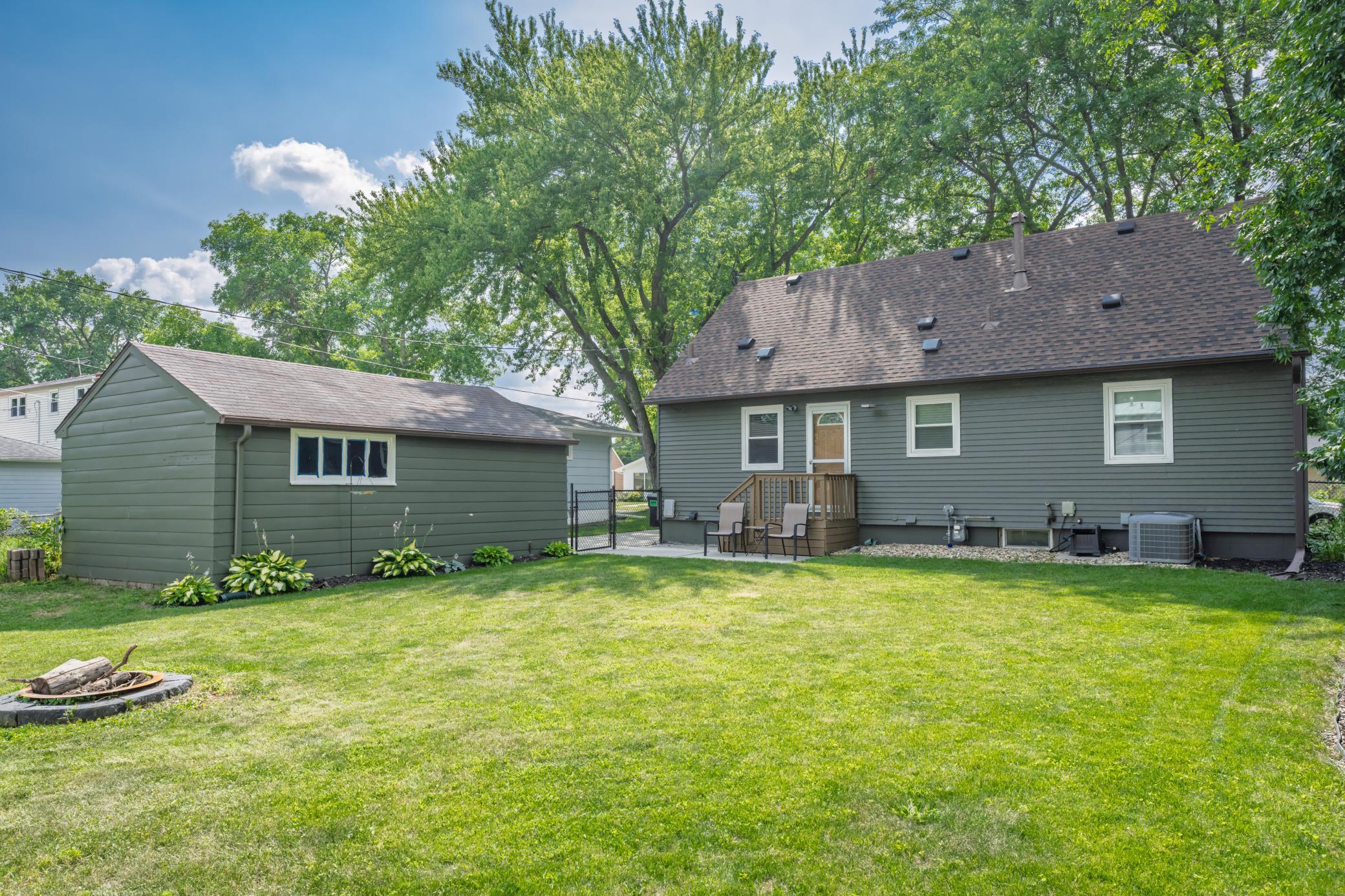 4th image of 1360 9Th Ave Se, Rochester, MN 55904 | MLS# 7119827