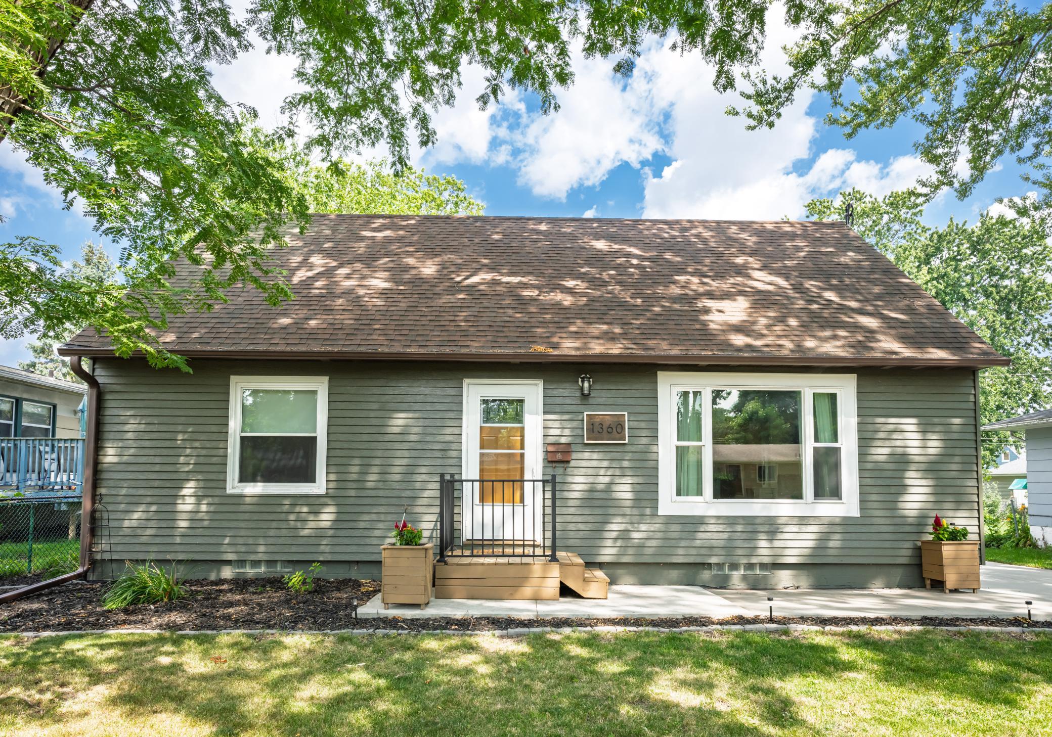 2nd image of 1360 9th Ave Se, Rochester, MN 55904 | MLS# 7119827