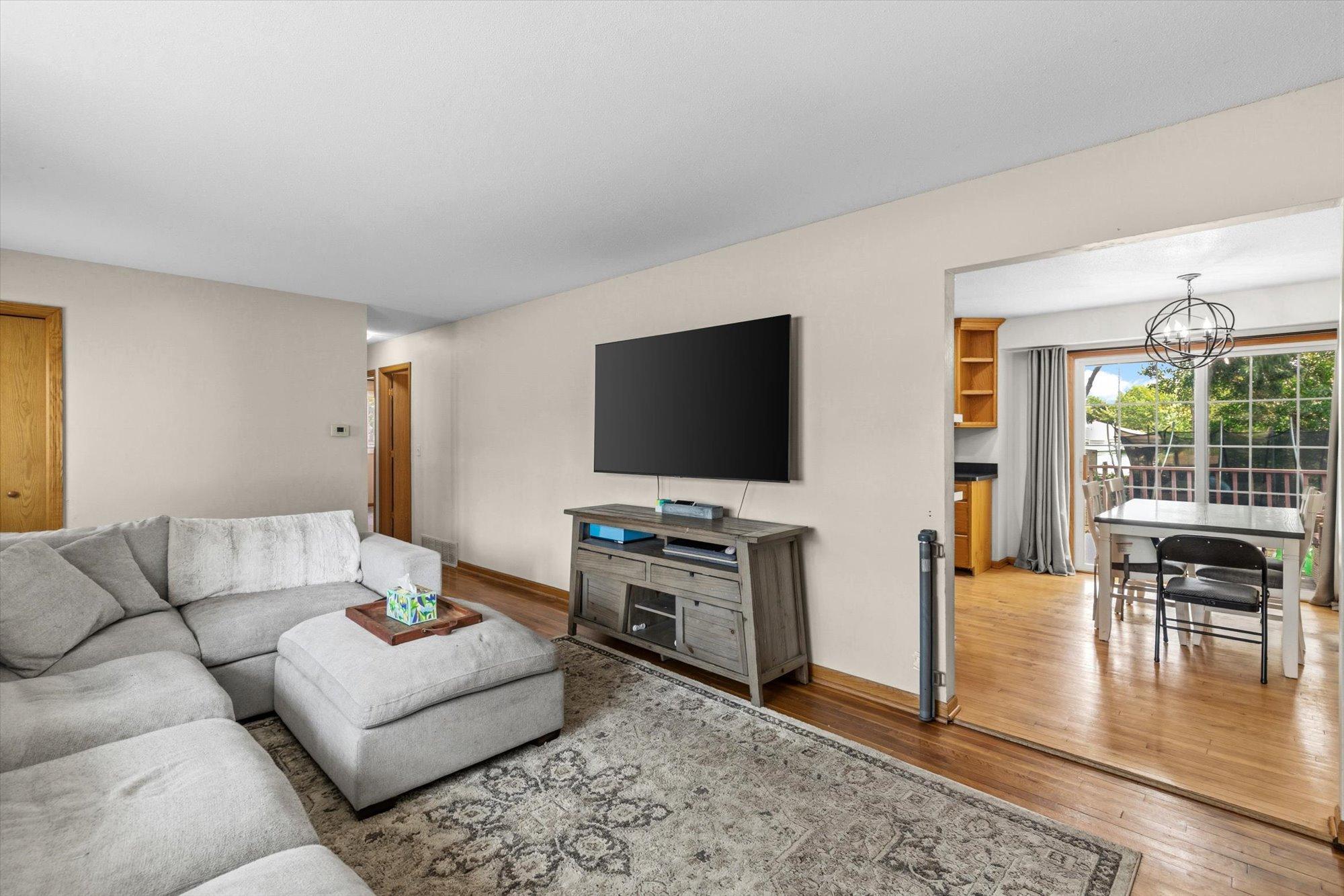 4th image of 16546 Flagstaff Ave W, Rosemount, MN 55068 | MLS# 7119852