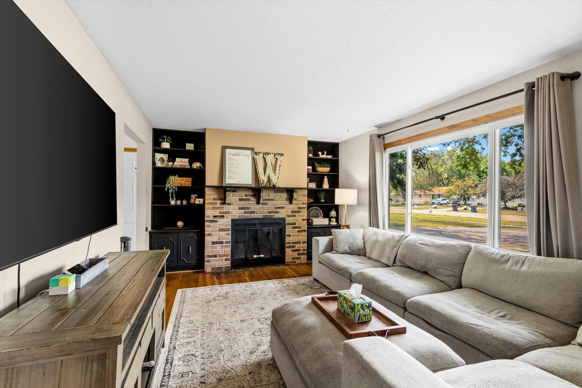 3rd image of 16546 Flagstaff Ave W, Rosemount, MN 55068 | MLS# 7119852