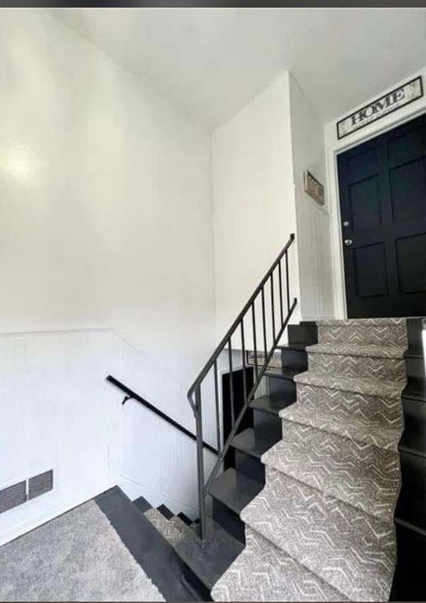 2nd image of 1176 Norton St, Saint Paul, MN 55117 | MLS# 7119926