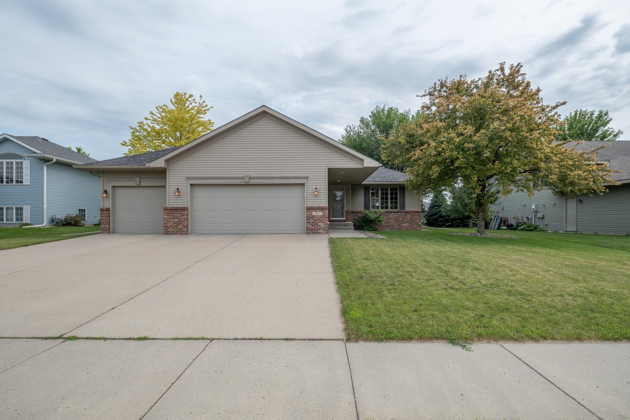 4th image of 240 Grovebrook Cir, Mankato, MN 56001 | MLS# 7119988