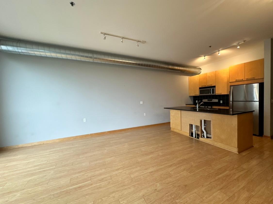 19th image of 1211 Lagoon Ave #405, Minneapolis, MN 55408 | MLS# 7120003