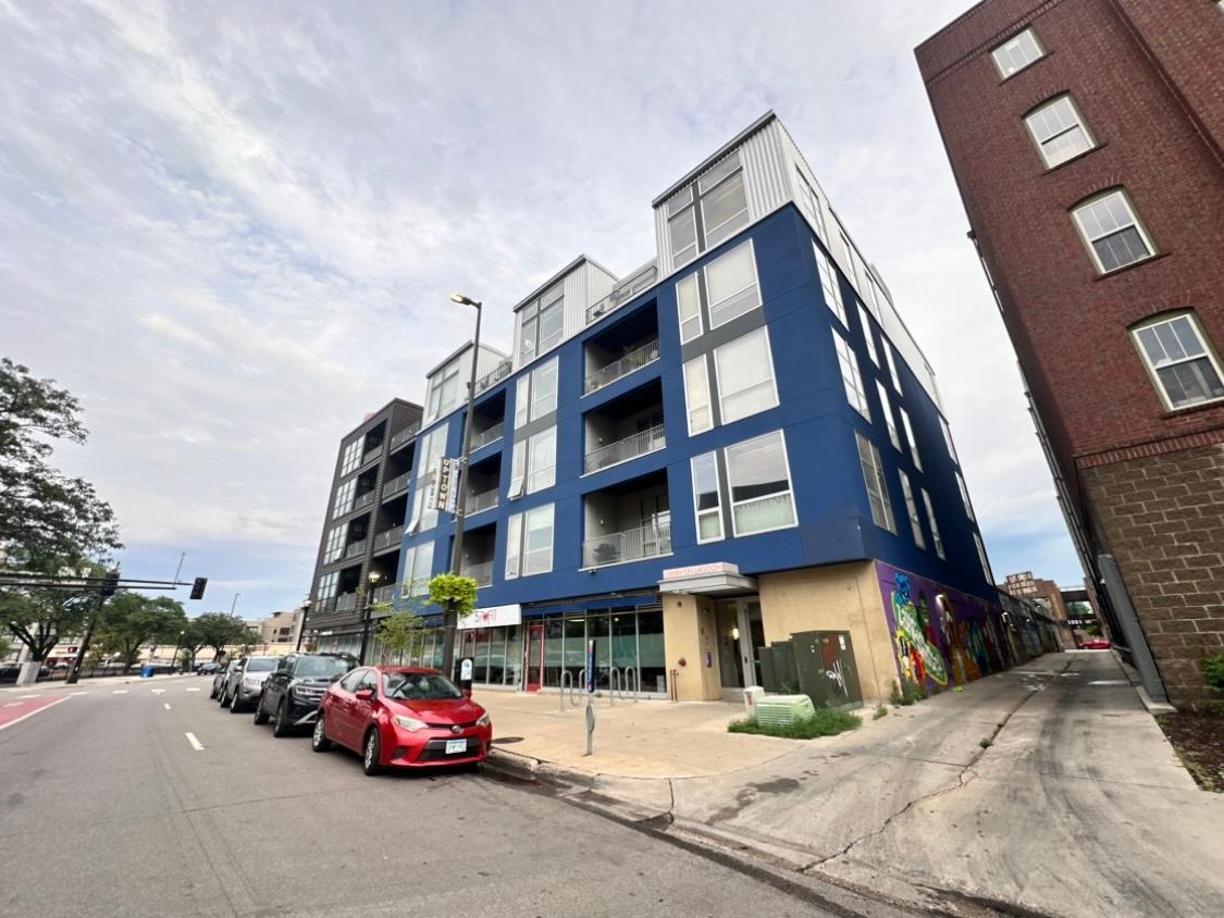 1st image of 1211 Lagoon Ave #405, Minneapolis, MN 55408 | MLS# 7120003