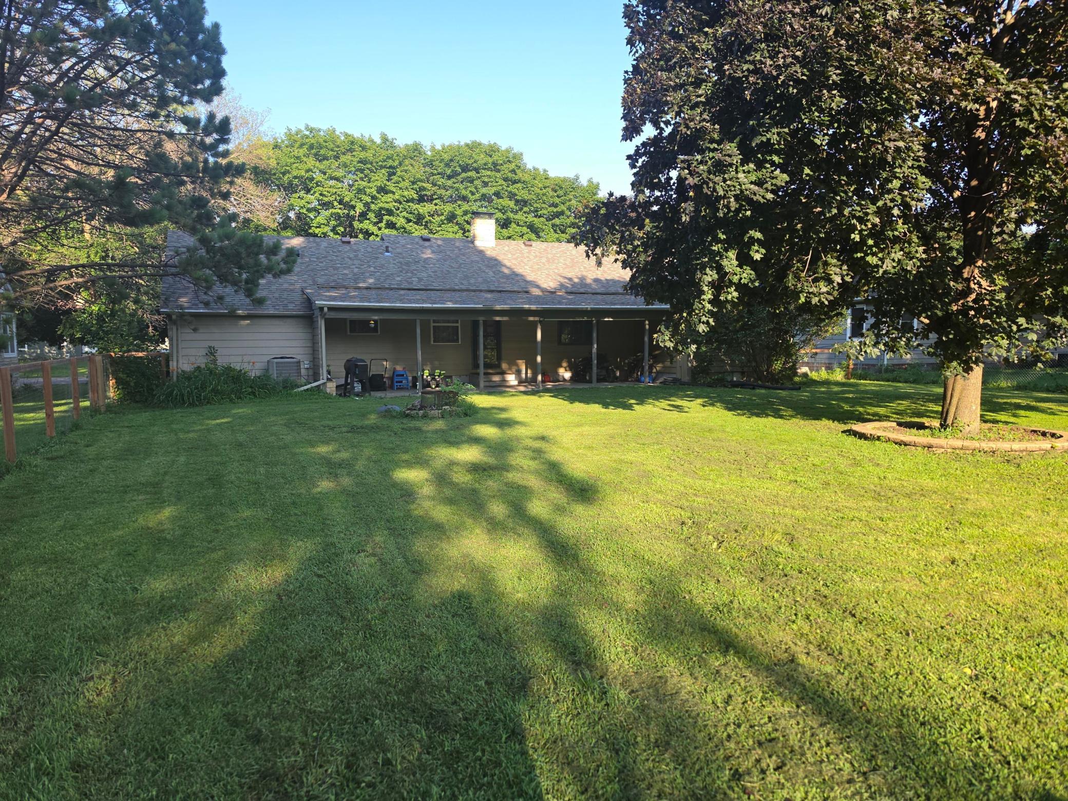 2nd image of 409 N Prairie St, Sherburn, MN 56171 | MLS# 7120028