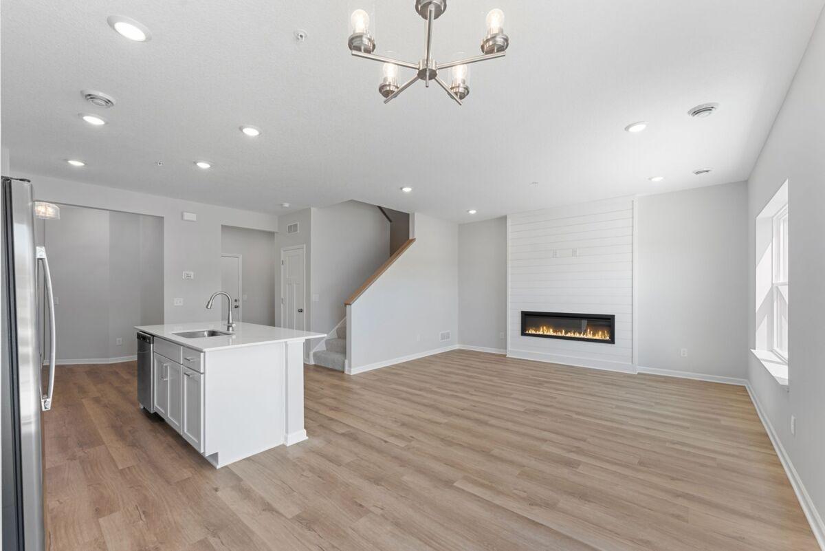 4th image of 675 Tulare Ter, Newport, MN 55055 | MLS# 7120105