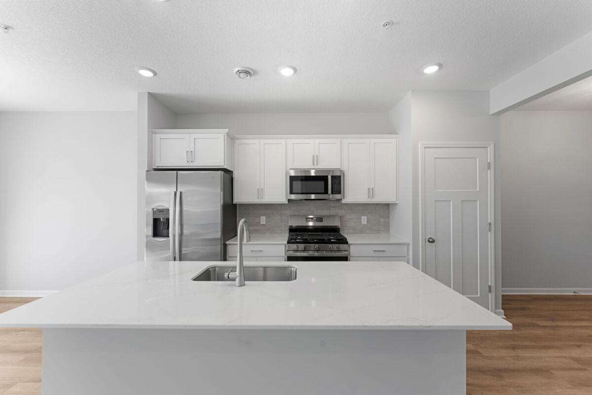 3rd image of 675 Tulare Ter, Newport, MN 55055 | MLS# 7120105