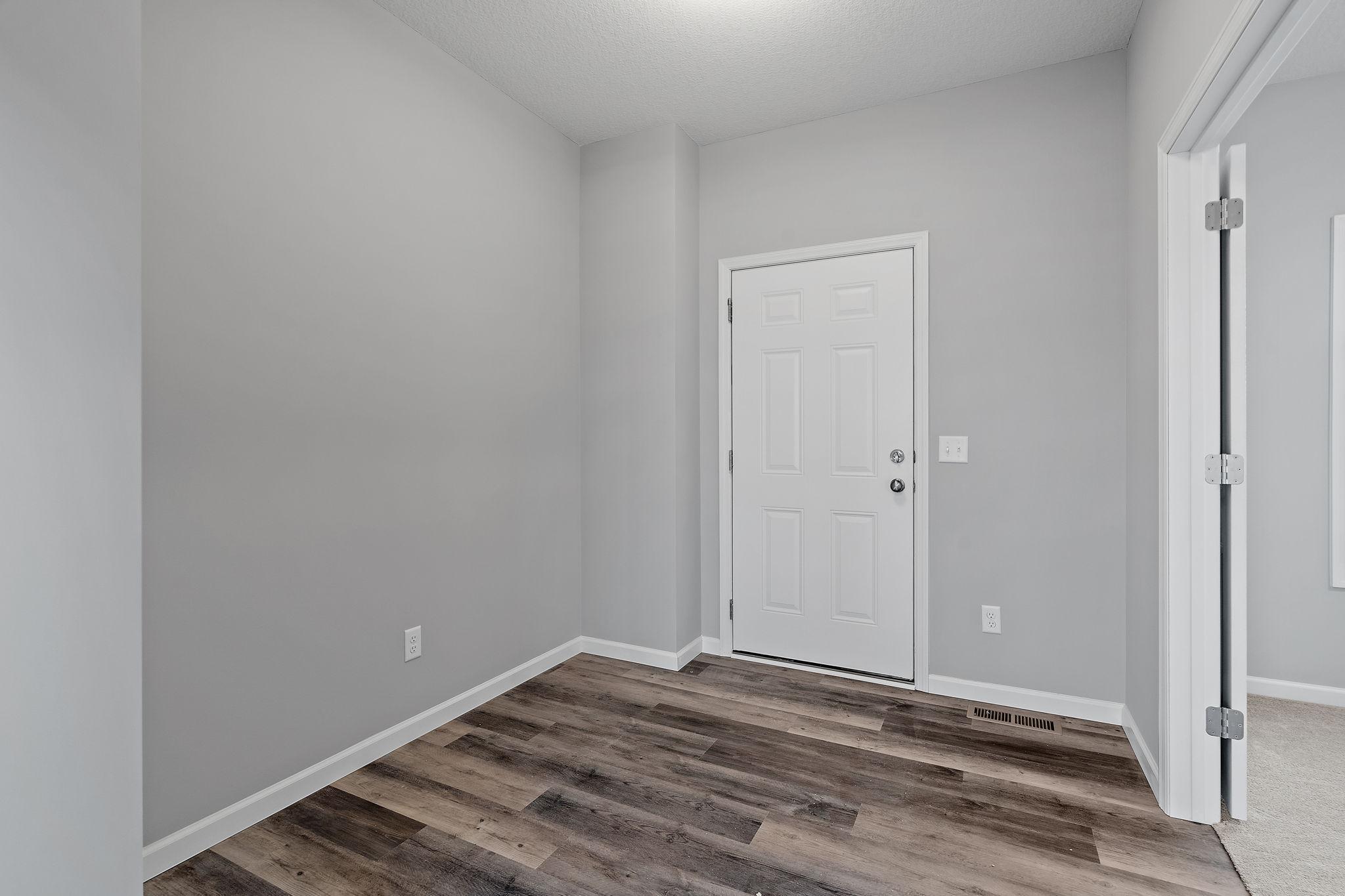 2nd image of 10880 165th Ave Nw, Elk River, MN 55330 | MLS# 7120110