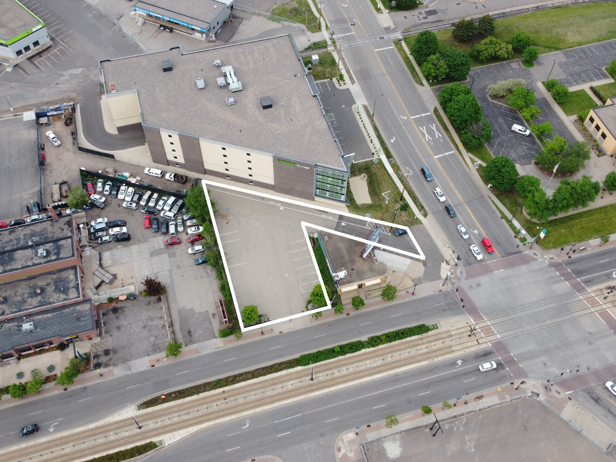 1st image of 2119 University Ave W, Saint Paul, MN 55114 | MLS# 7120177