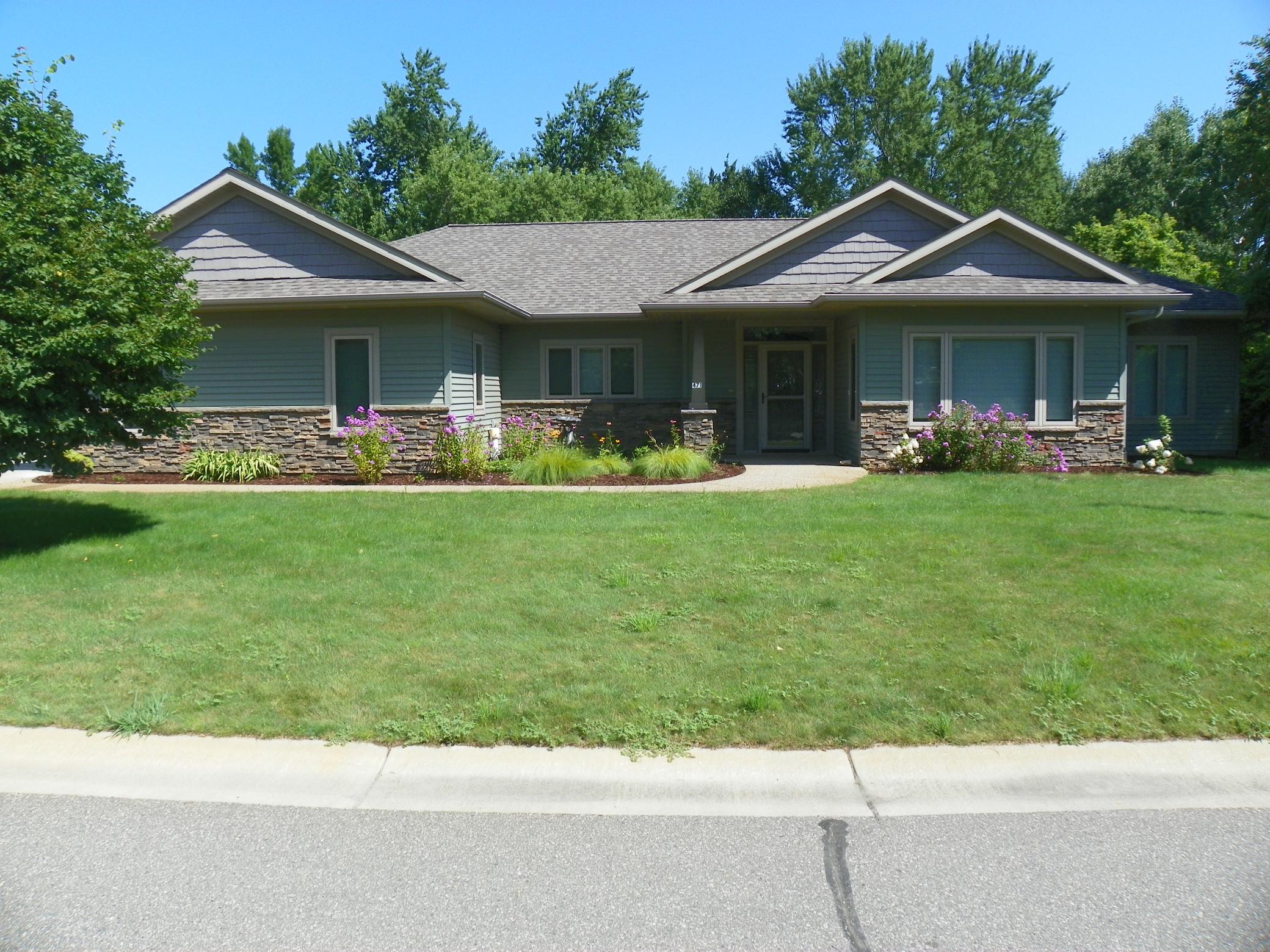 2nd image of 471 Coleman Ave E, Eden Valley, MN 55329 | MLS# 7120230