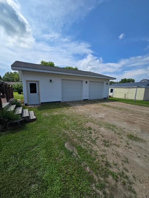 4th image of 417 5Th Ave Se, Baudette, MN 56623 | MLS# 7120252