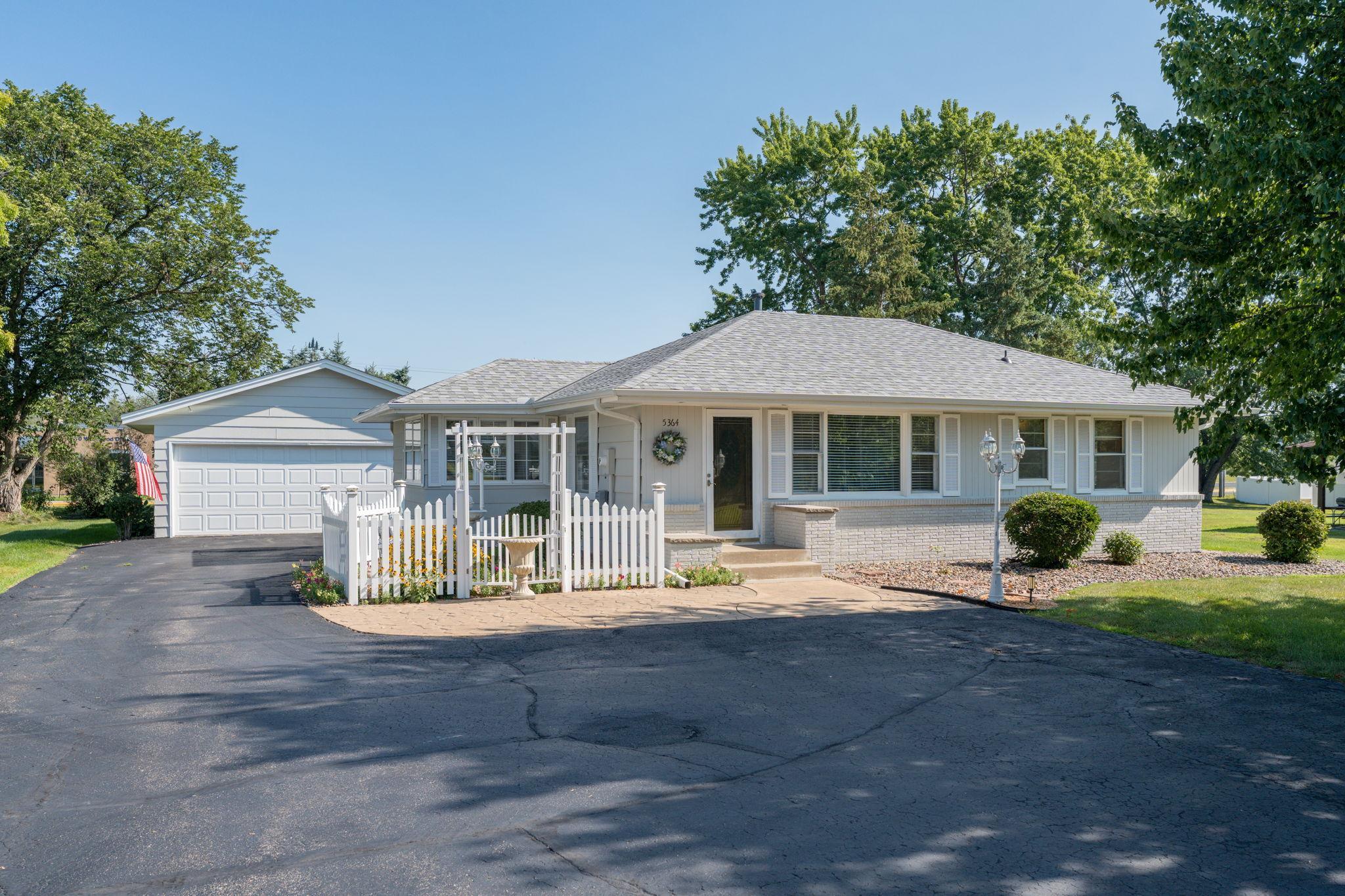 1st image of 5364 160th St Se, Prior Lake, MN 55372 | MLS# 7120254